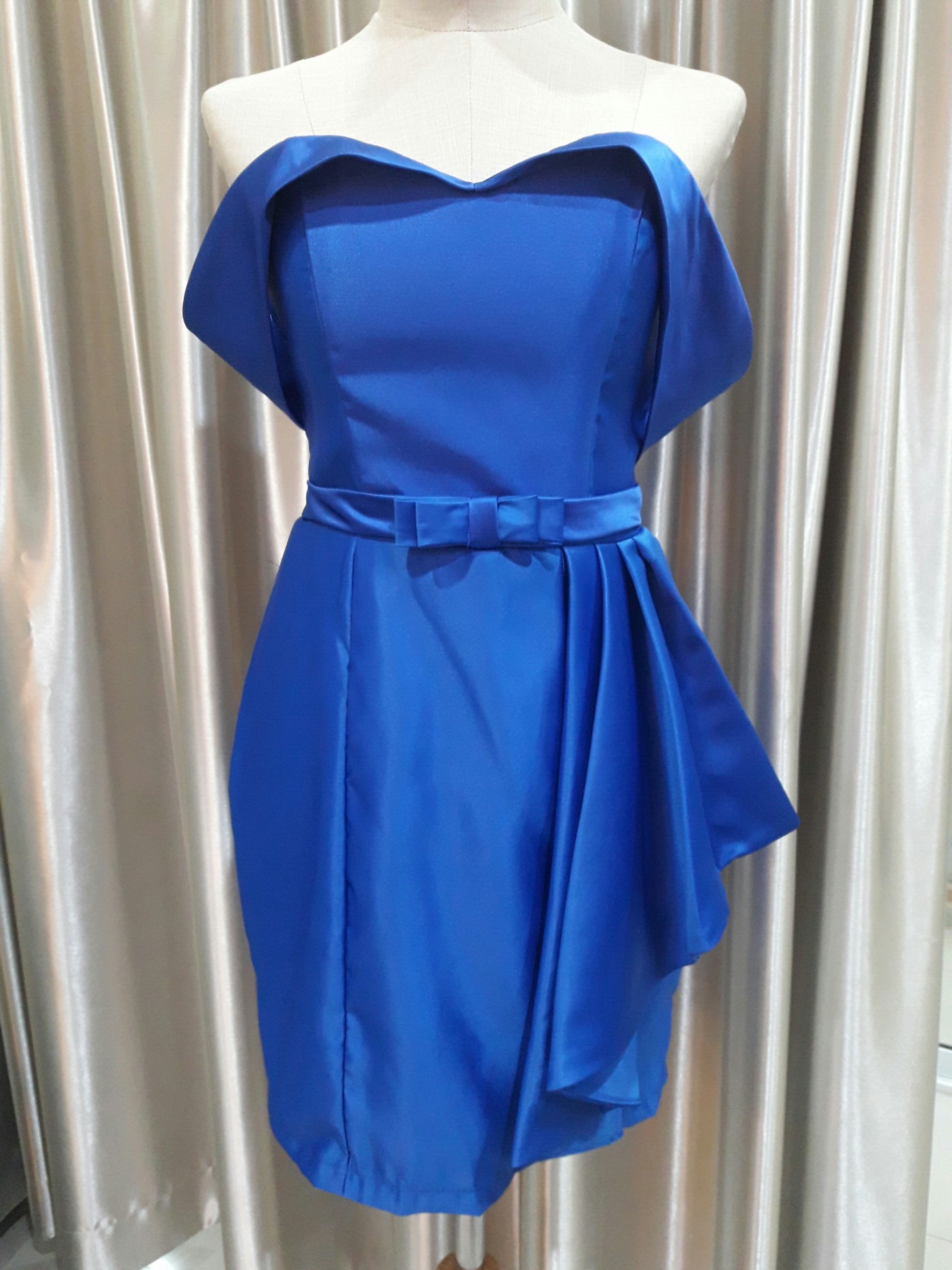 ชุดราตรีสั้นปาดไหล่สีน้ำเงิน(ฟรีไซส์)