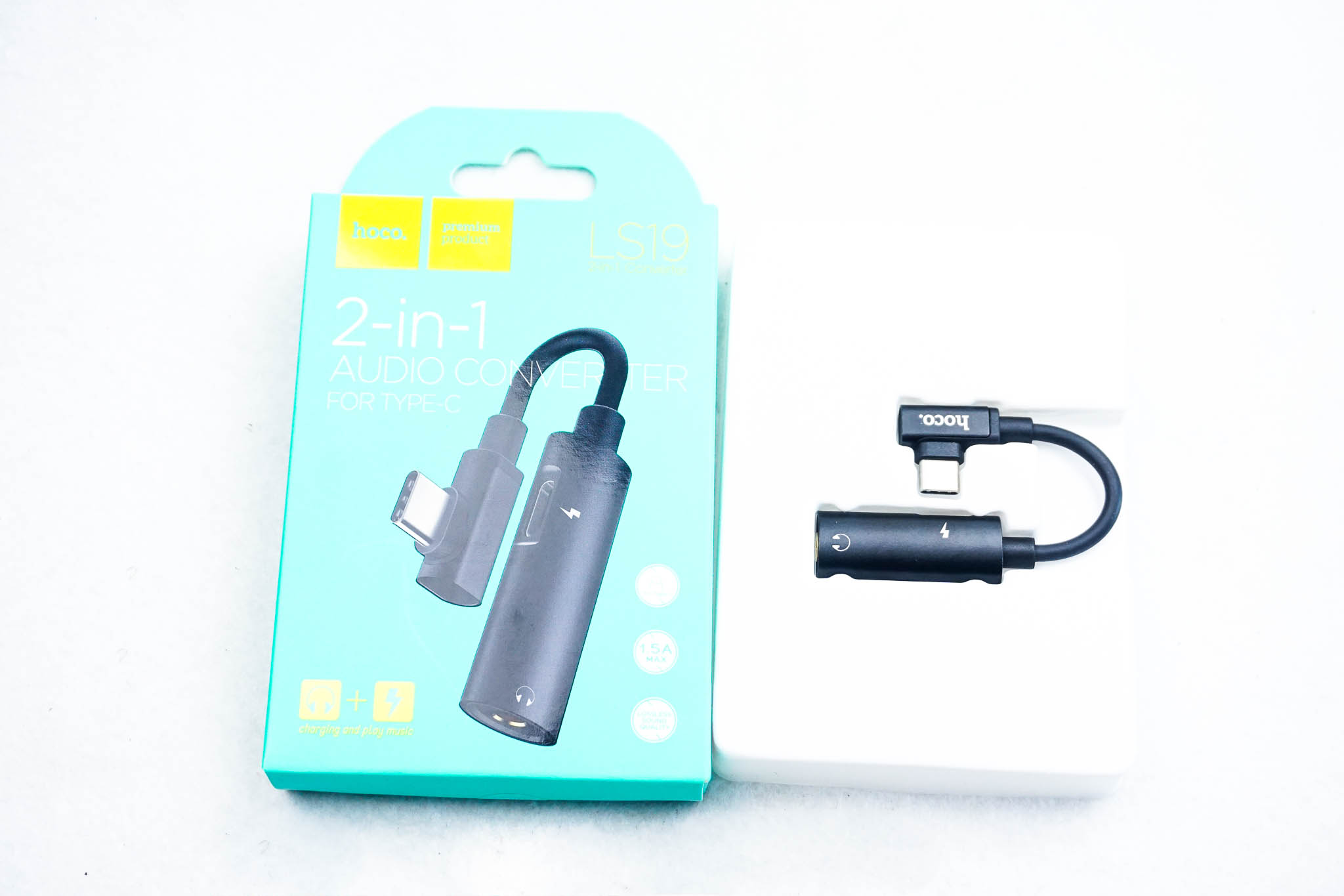 HOCO Audio Cable LS19 Type-C 2in1 Audio Converter (อแดปเตอร์สำหรับชาร์จไฟและต่อหูฟังพร้อมๆกัน )