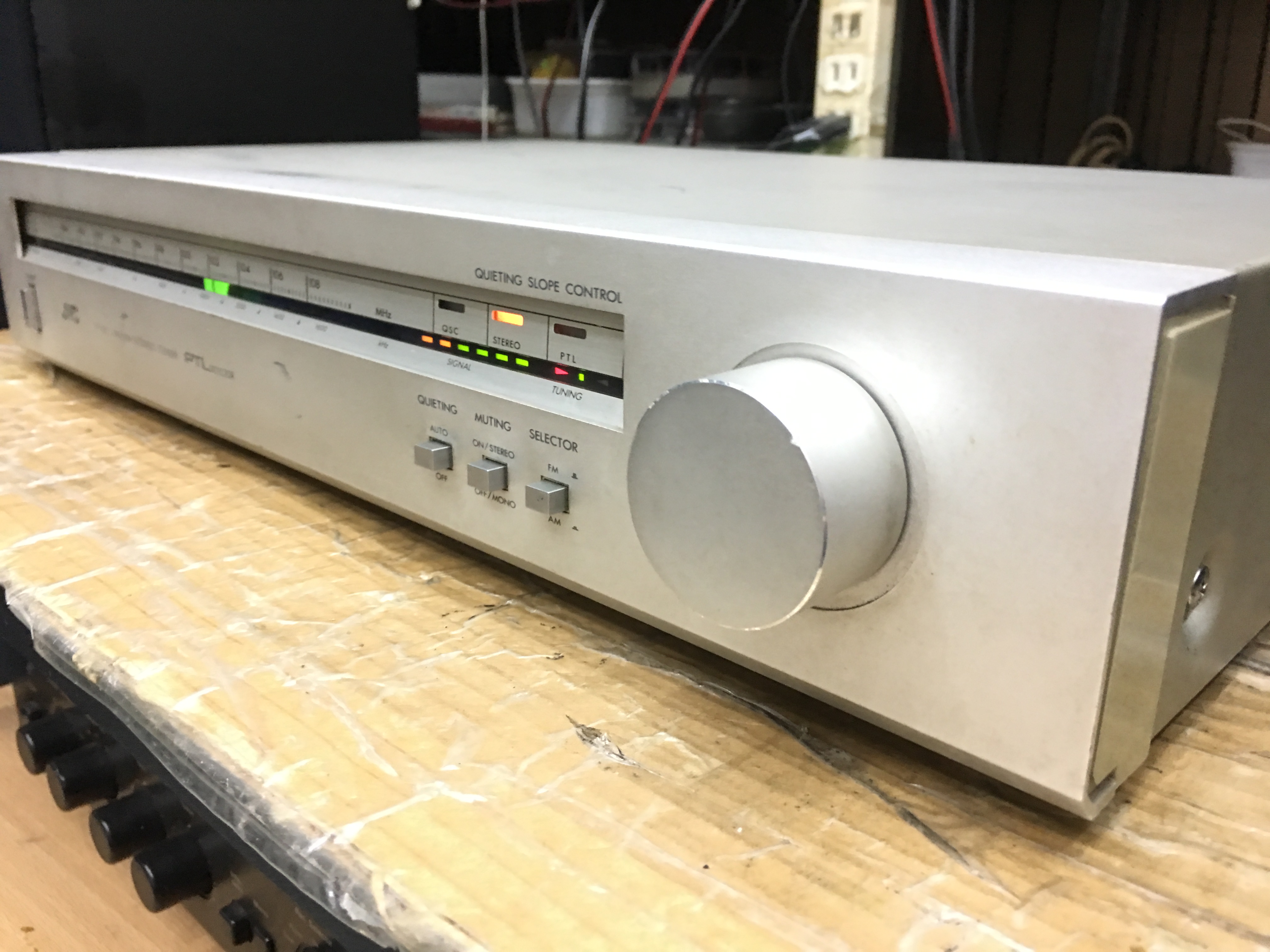 JVC T-X3 FM/AM Stereo Tuner