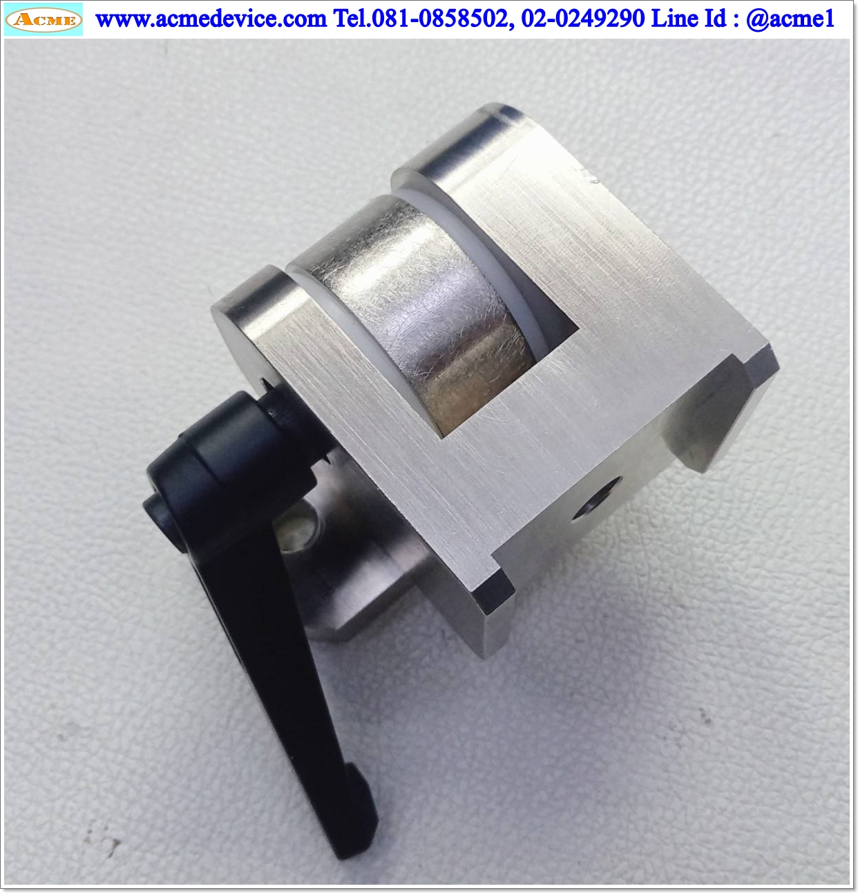 Flexible Pivot Joint
