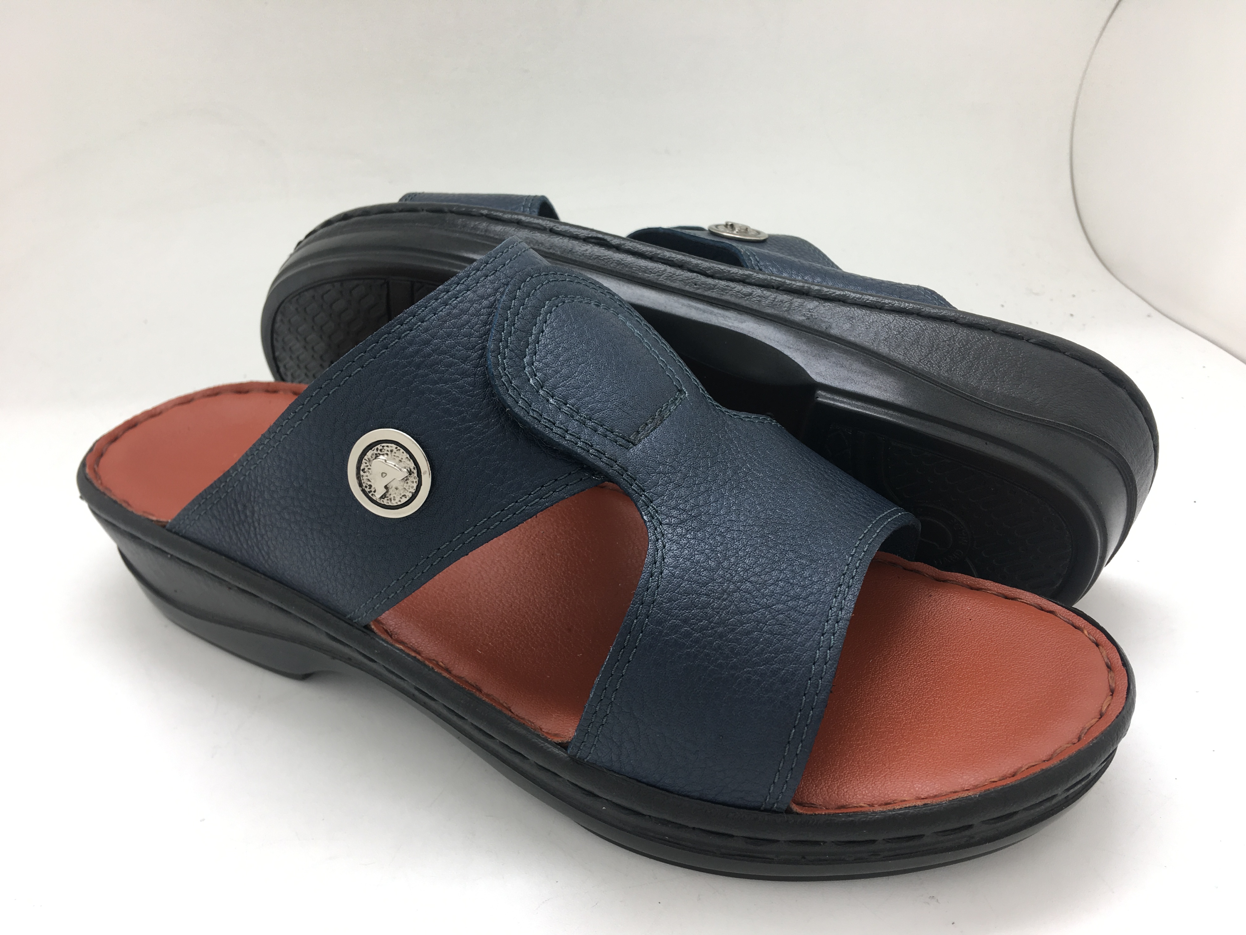 MEN ARABIC LEATHER SANDALS