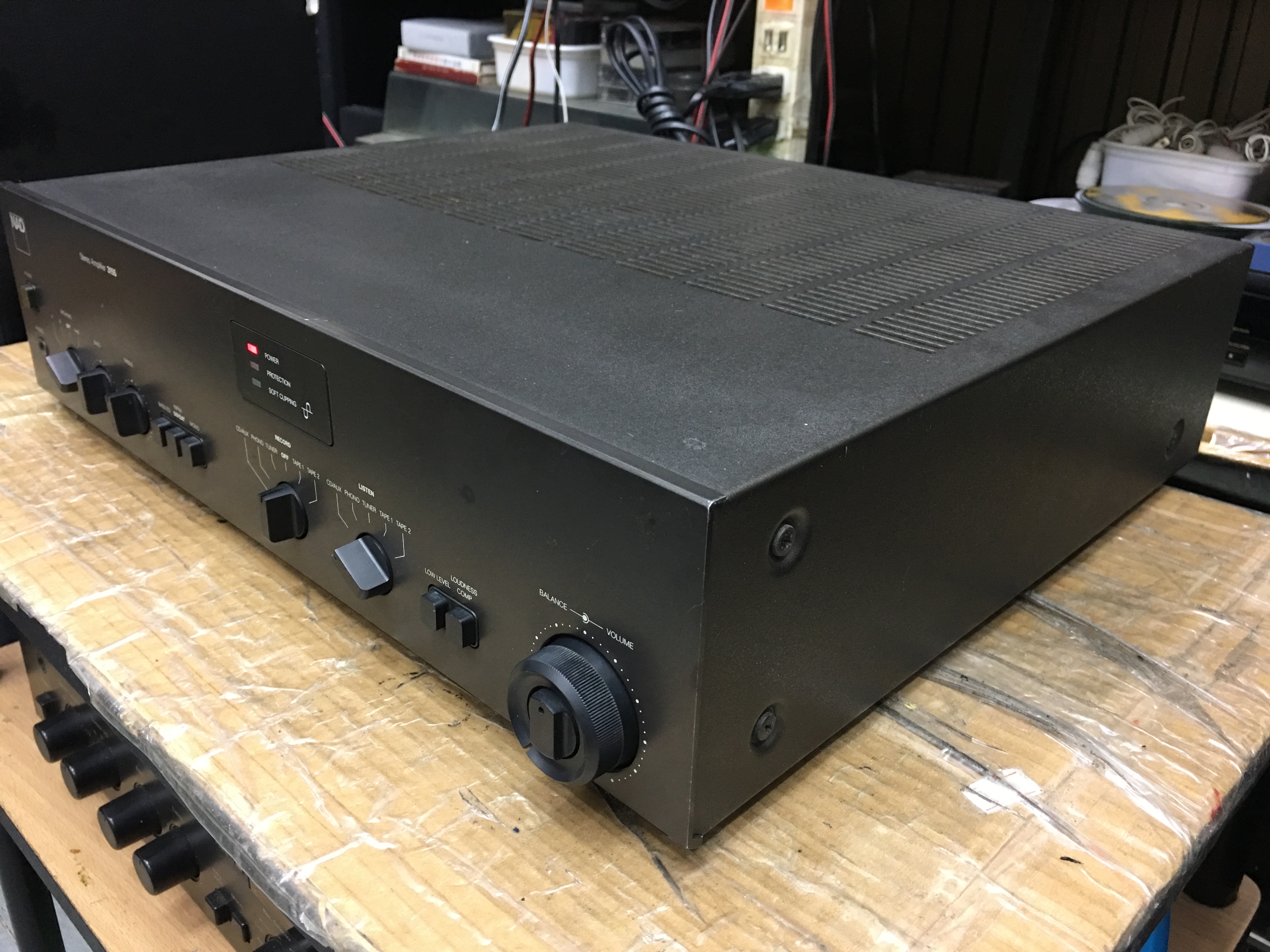 NAD 3155 Stereo Integrated Amplifier