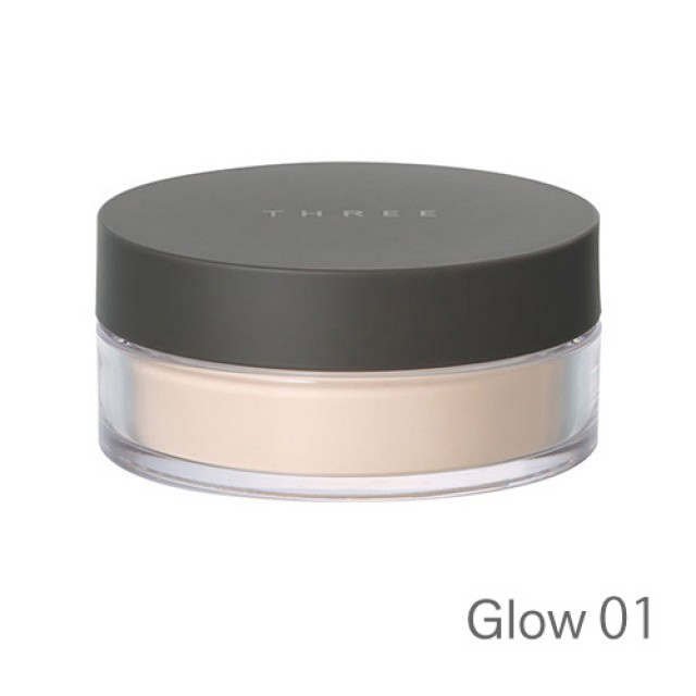 แป้งฝุ่นทรี Three Ultimate Loose Powder #Glow 01 17g.