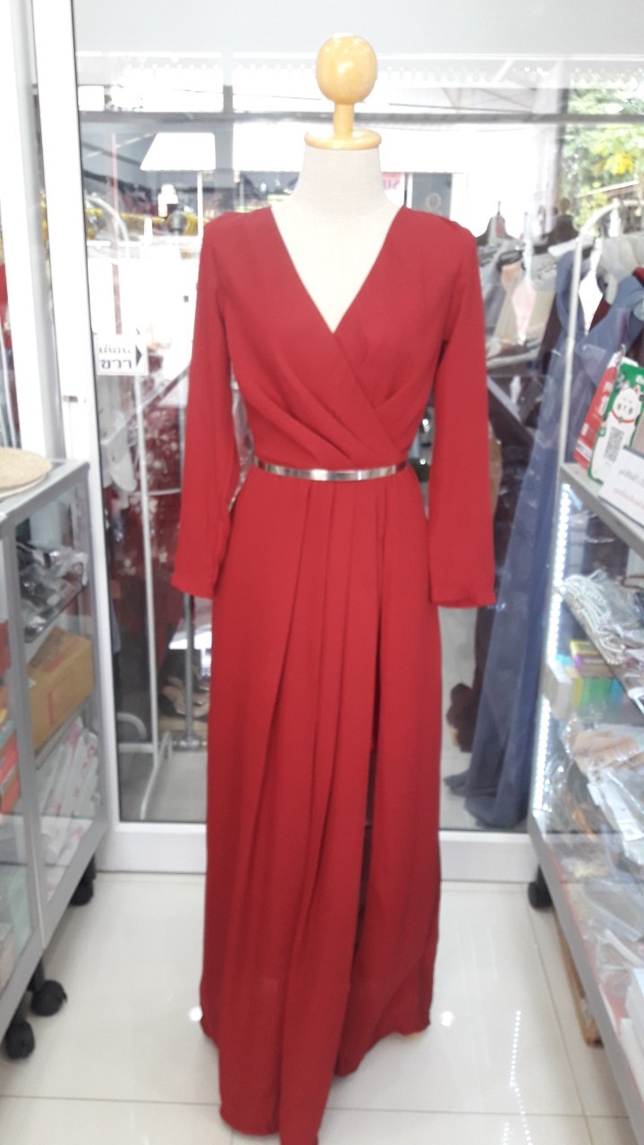 ราตรียาวสีแดงไวน์แขนยาว (S)