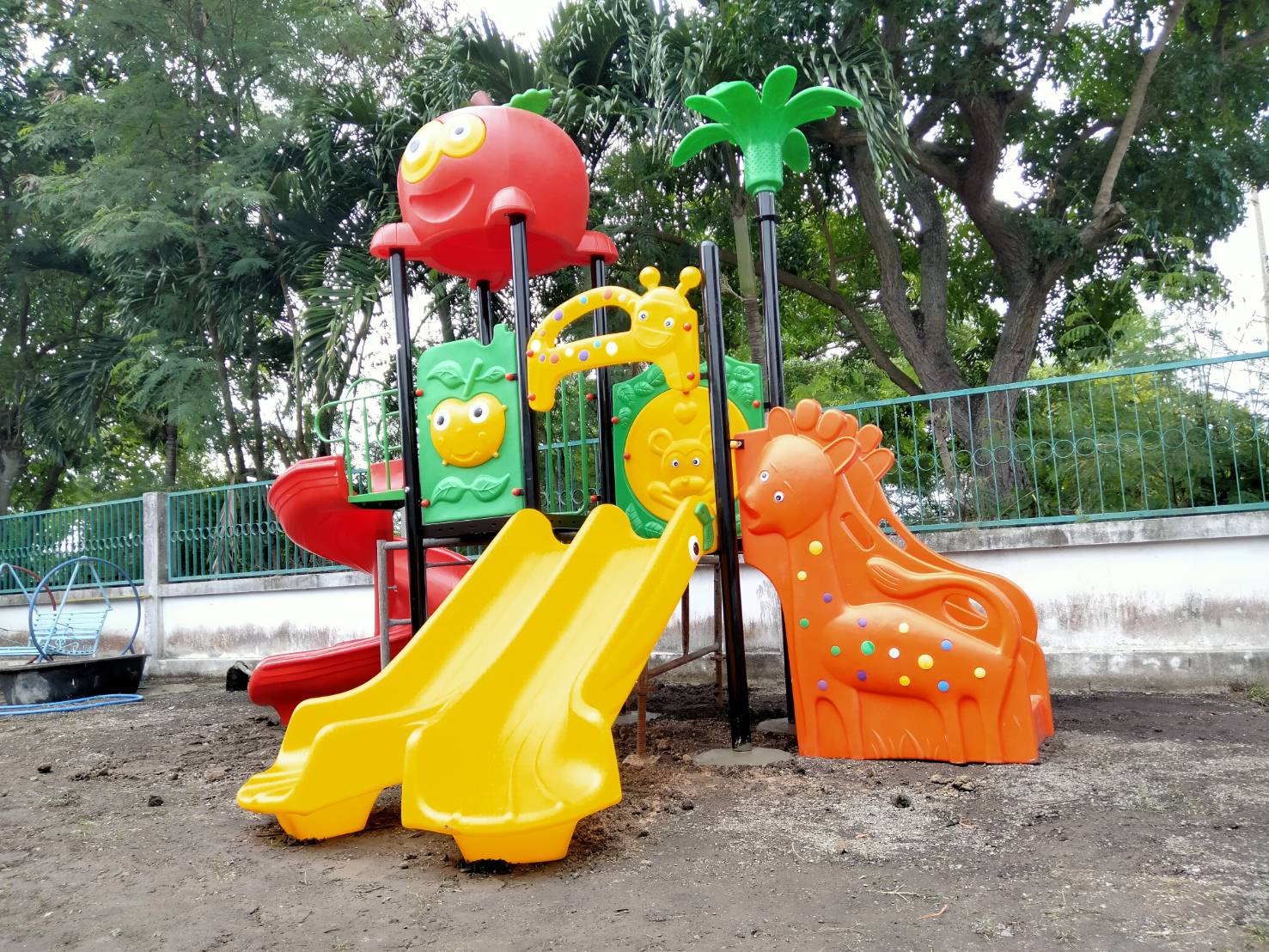 เครื่องเล่นสนาม ชุด แอปเปิ้ลแสนอร่อย เครื่องเล่นสร้างมิตรภาพ