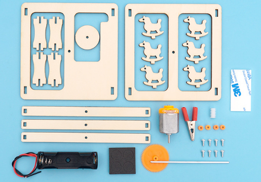 ม้าหมุนไม้