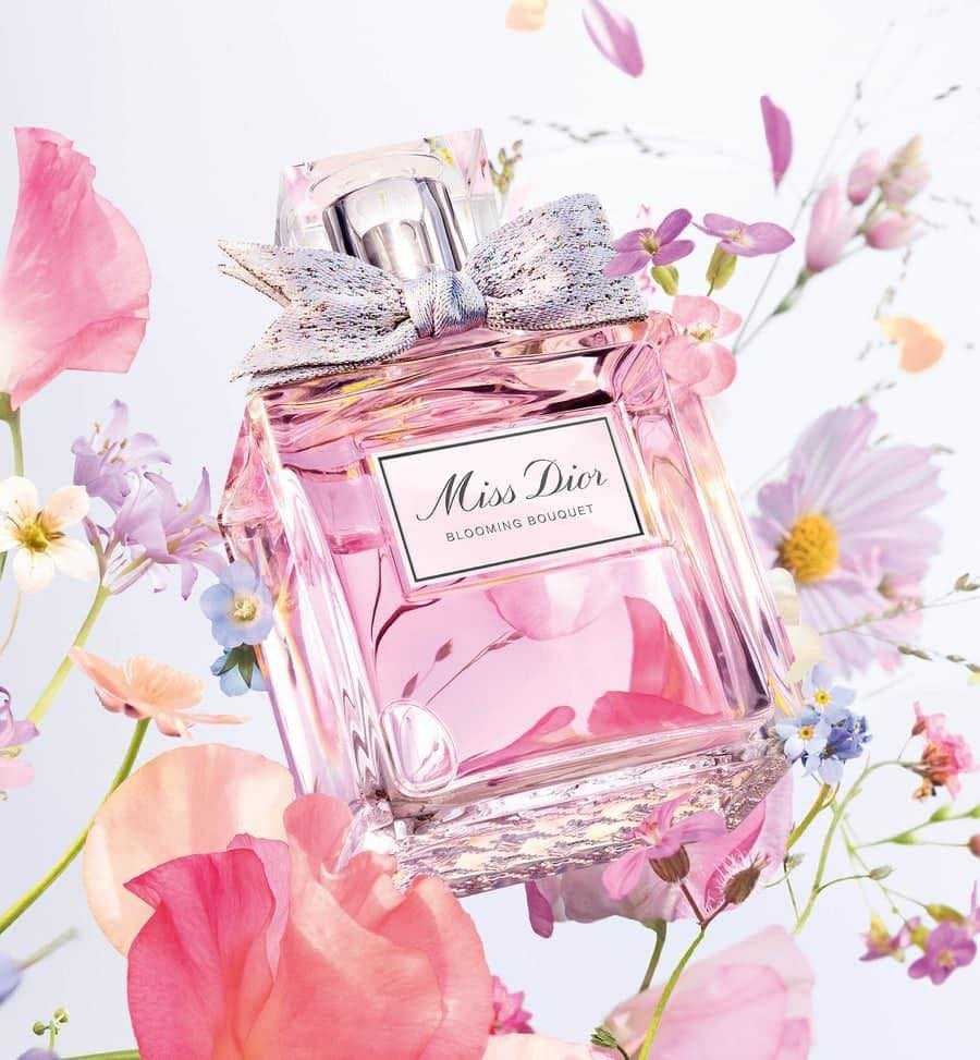 น้ำหอมมินิ ดิออร์ Miss Dior Blooming Bouquet Set EDT 100ml + 10ml โบว์ผ้า