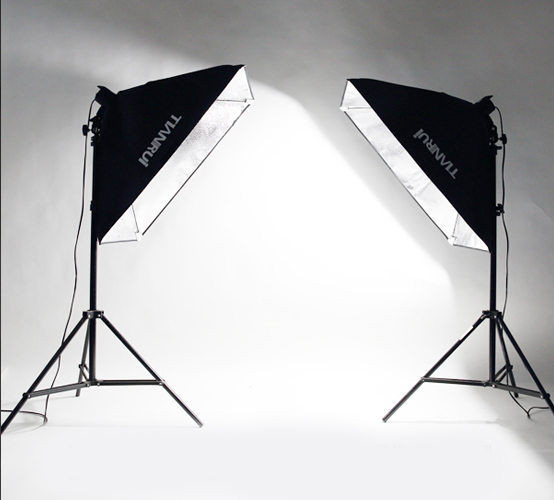 ชุดไฟสตูดิโอยี่ห้อ TIANRUI SoftBox พร้อมขั้วหลอด E27 รุ่น SB-E27