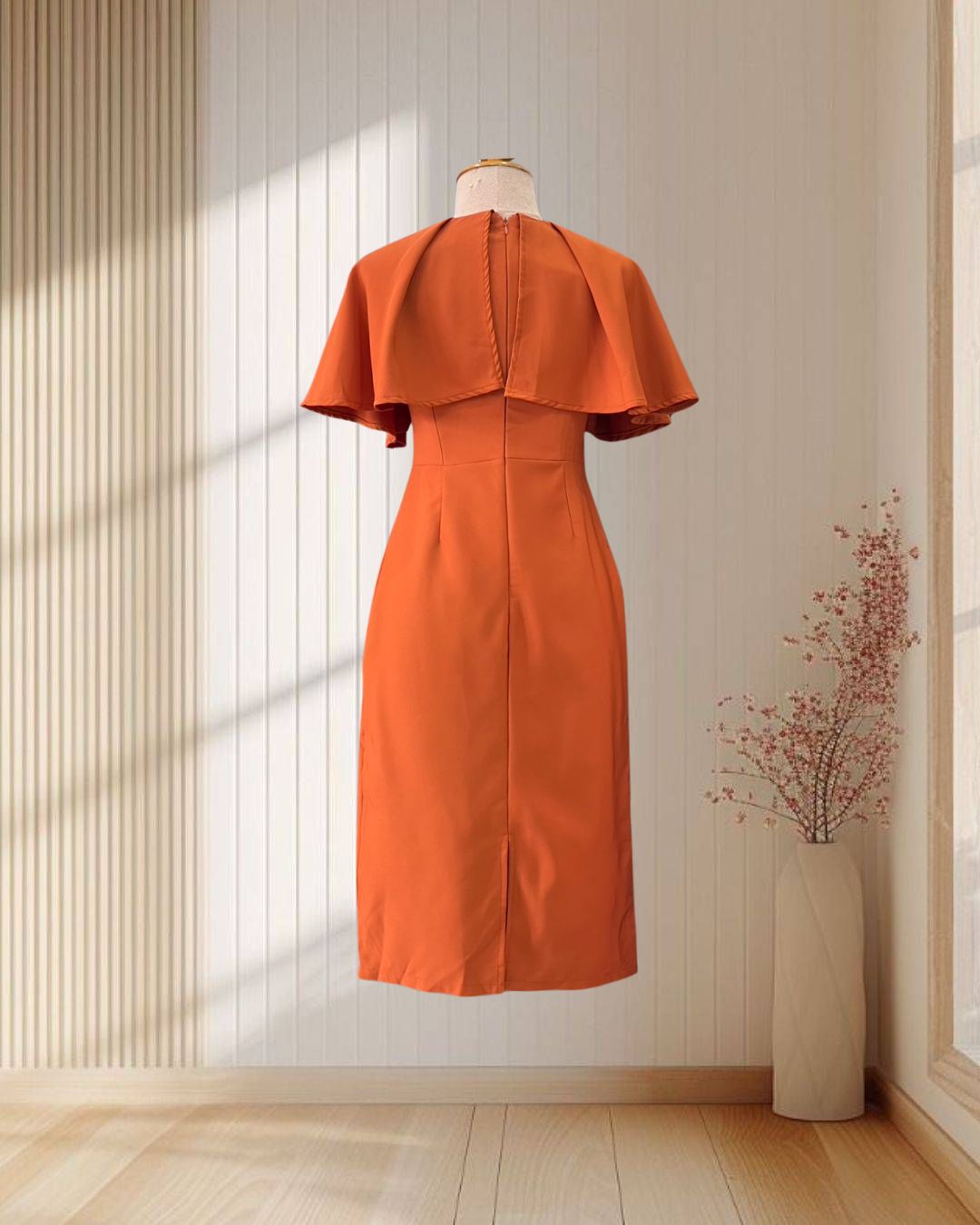 (PRE-LOVED) ราตรีสั้นสีส้ม คอปก คลุมแขน ทรงผู้ดี ไซส์ S