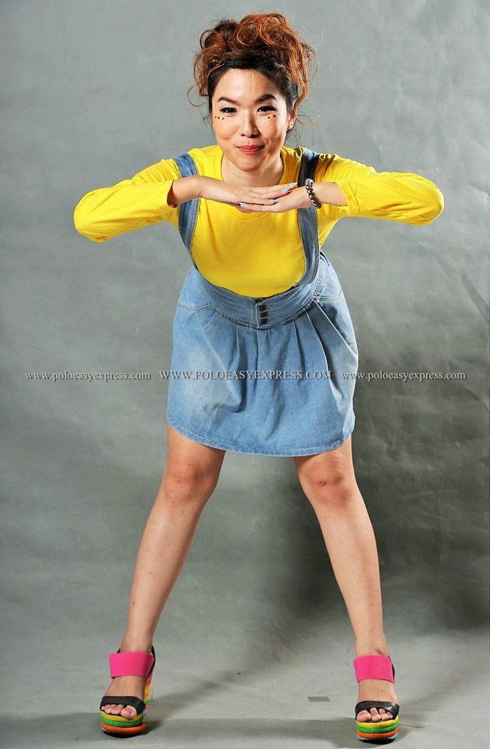 เสื้อยืด สีเหลือง คอกลม แขนยาว Size M