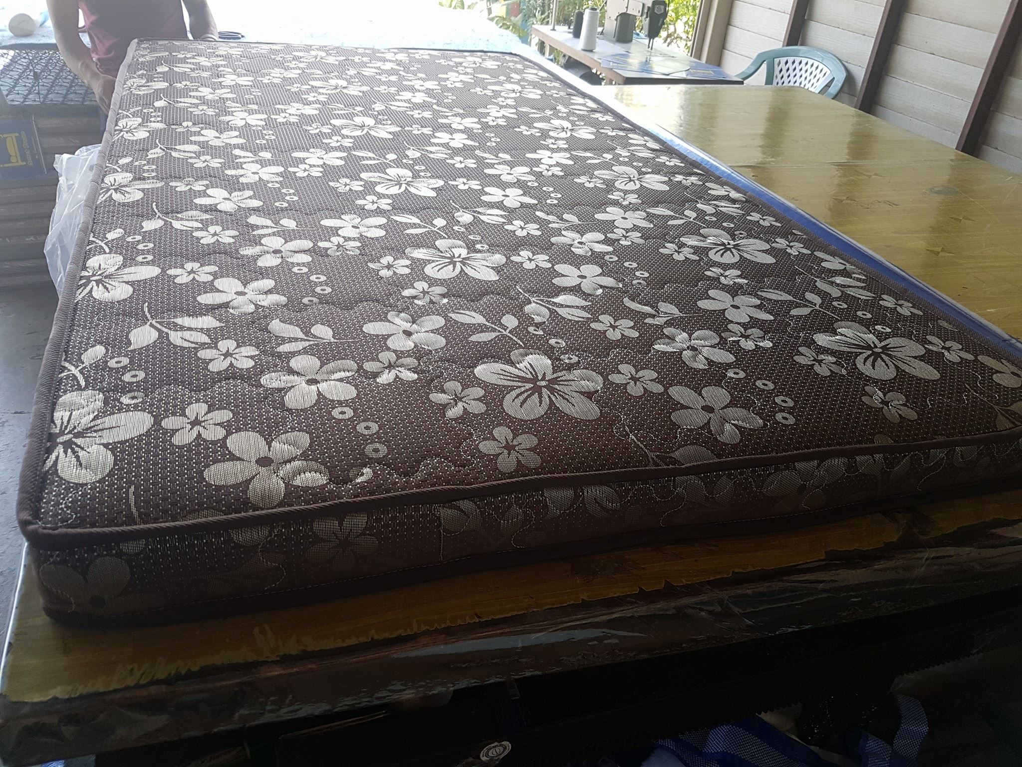 ที่นอนฟองน้ำอัดหนา 4 นิ้ว