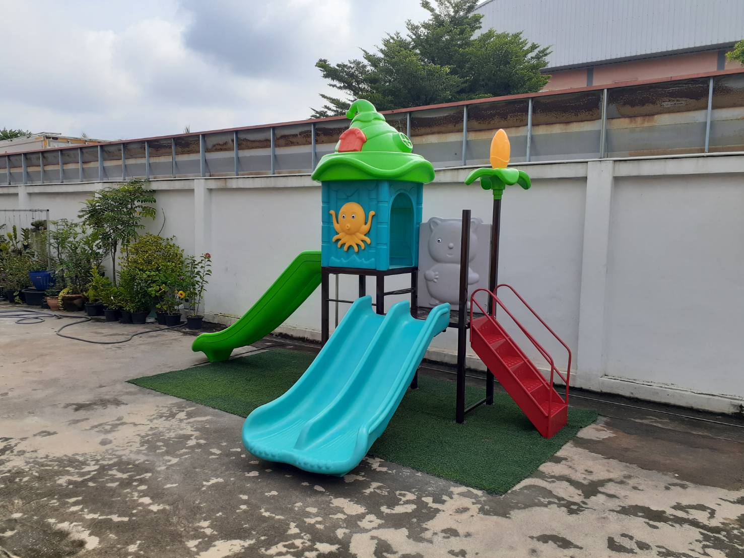 เครื่องเล่นสนามกลางแจ้ง ชุด บ้านหมึกน้อยแสนซน