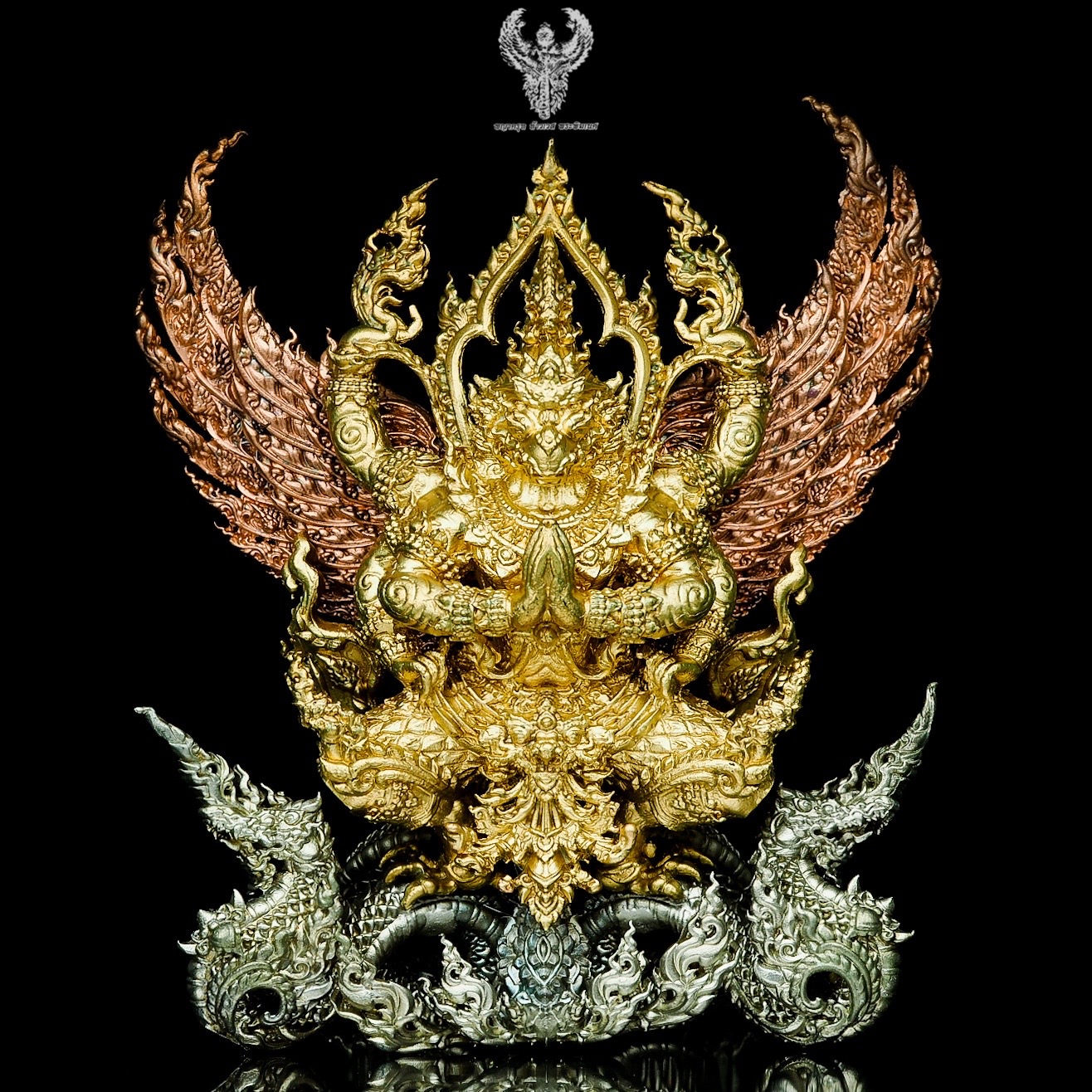 พญาครุฑชินวโร วัดบางนา 2562 ขนาดบูชา สูง 3.5 นิ้ว เนื้อกายทองพุทธคุณ ปีกทองแดง นาคเงินยวง