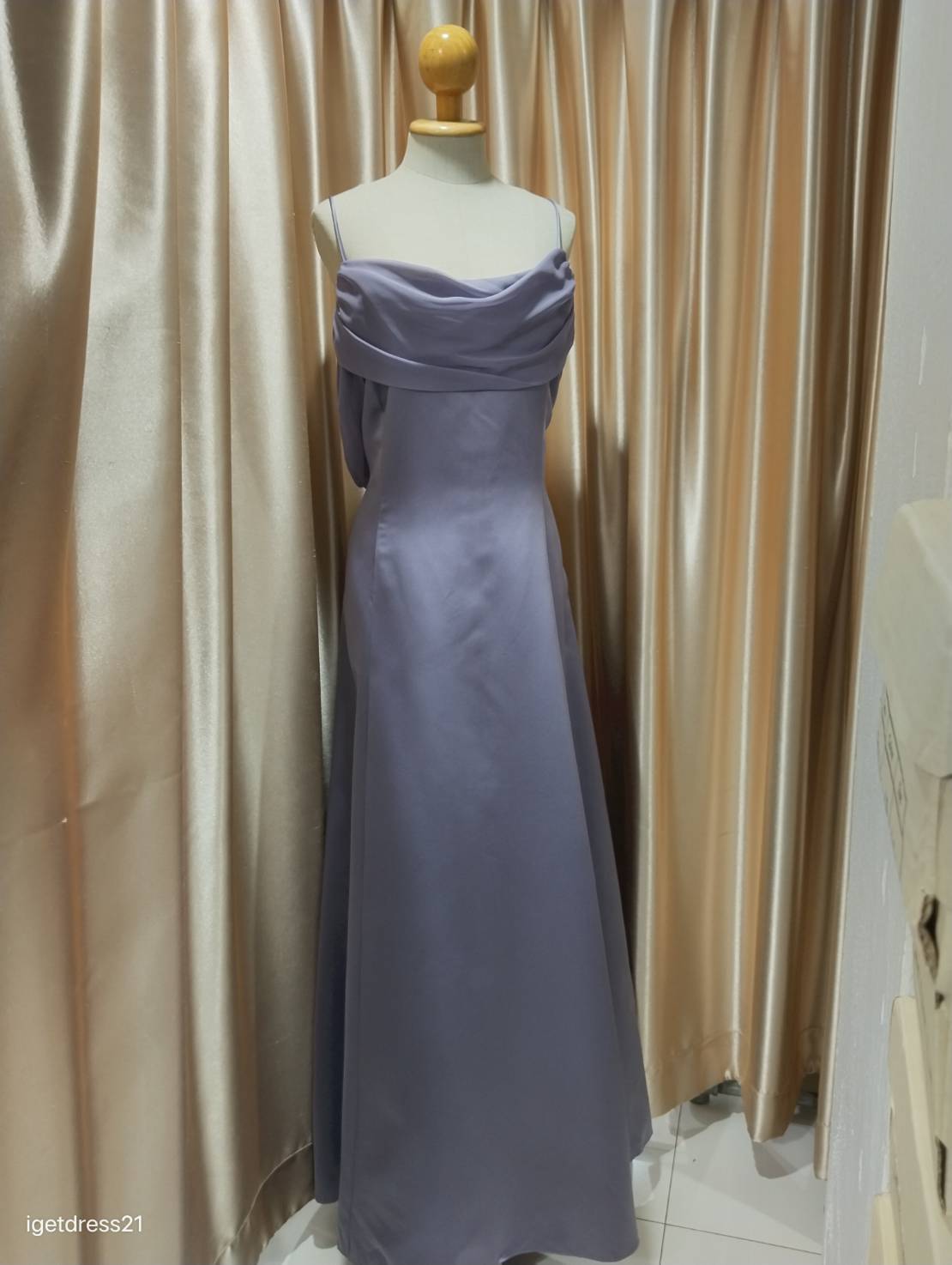ชุดราตรียาวสายคู่ สีม่วง XL