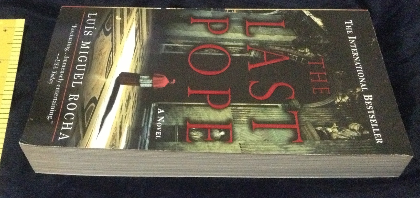 (สั่ง9จ่าย7) The Last Pope by Luis Miguel Rocha ราคา 250