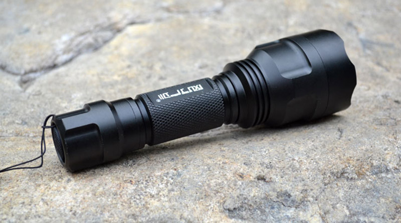 ไฟฉายแรงสูง ไฟฉายบ้าพลัง Feng Xing UltraFire T6 รุ่น C8 หัวโต ส่องไกล 200-350 เมตร ไฟฉายคุณภาพสูง ราคาถูก