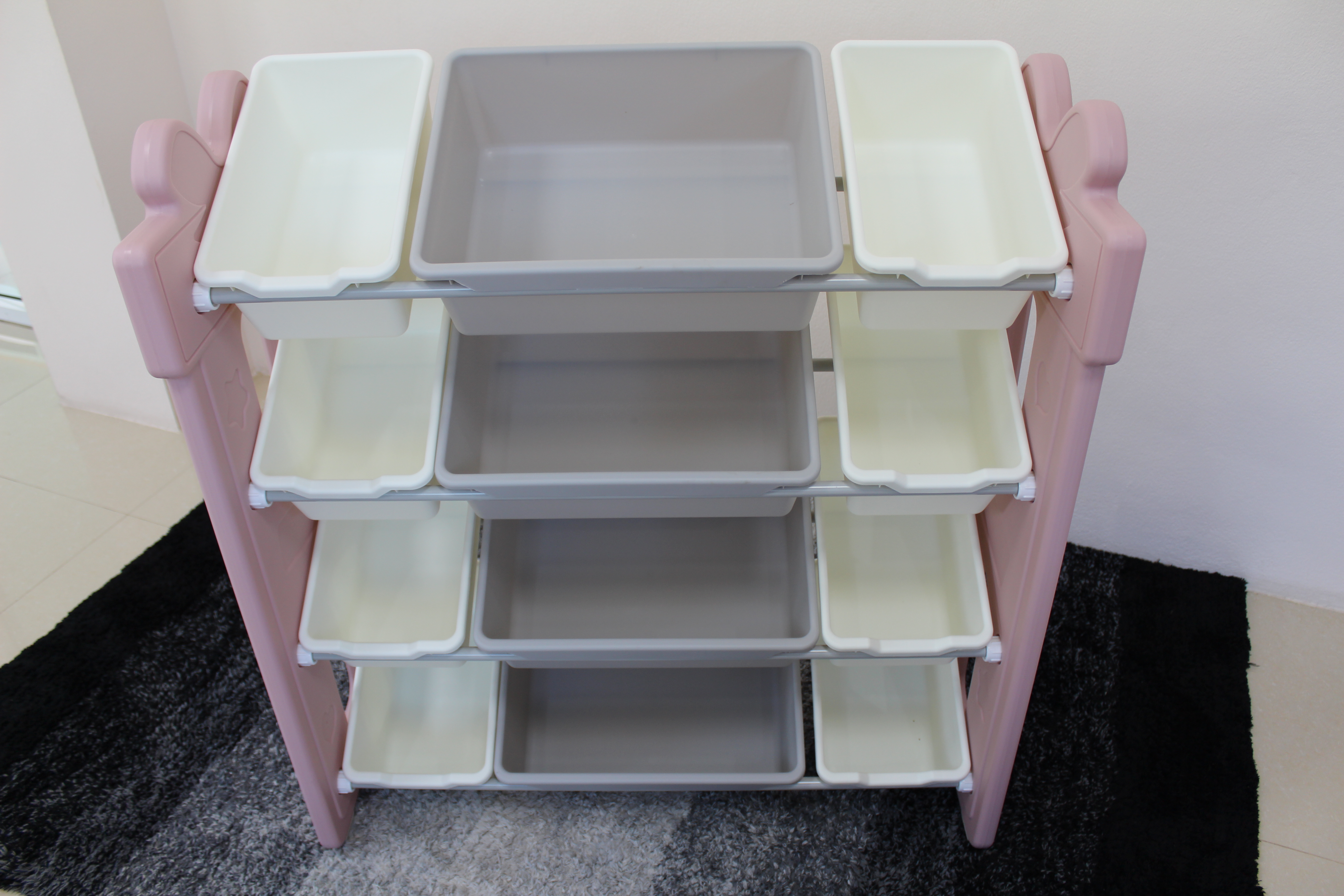 ชั้นวางของขวัญ 12 ช่อง (สีชมพู)