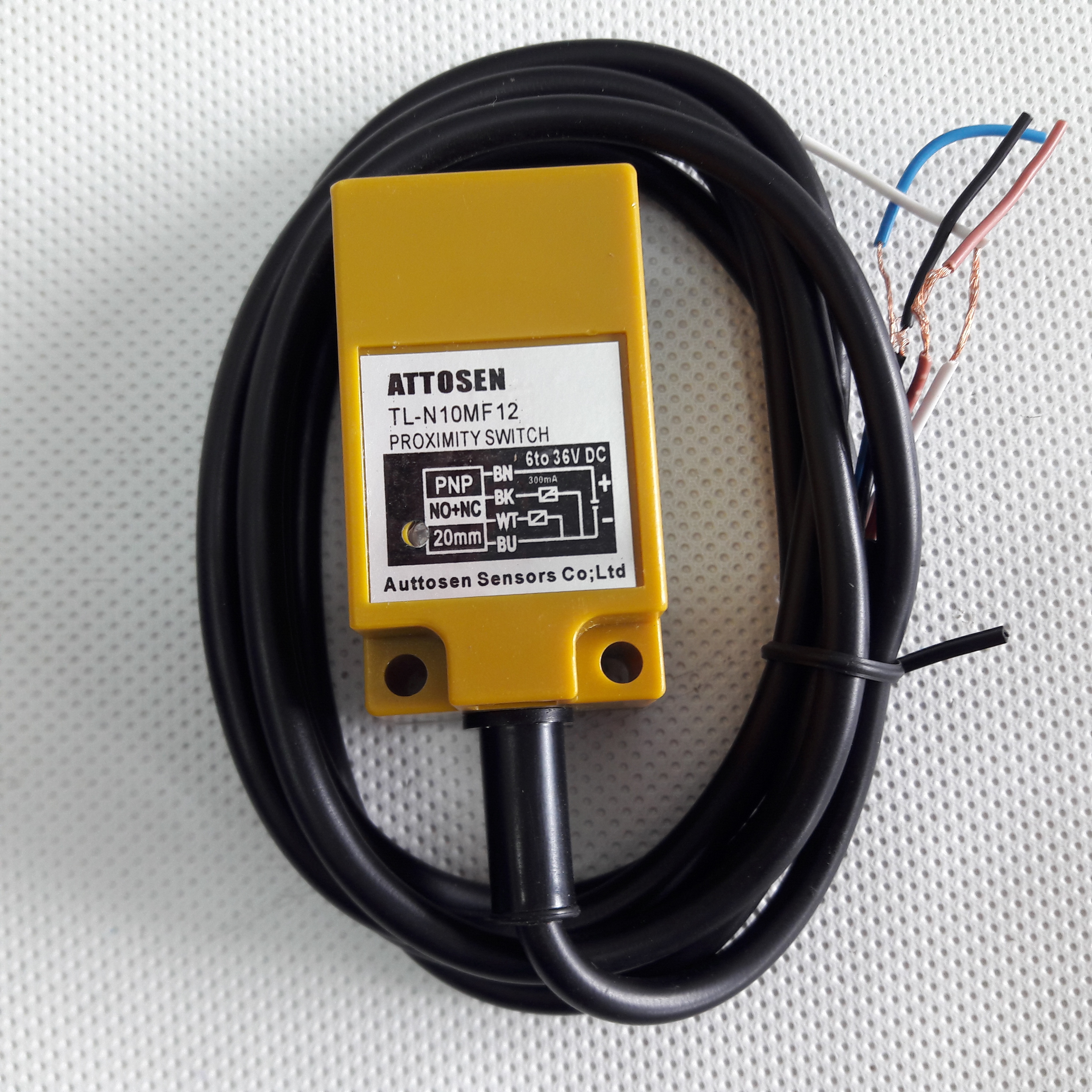 Proximity ATTOSEN รุ่น TL-N10MF12, ระยะ 20 mm, 4wire, PNP, NO, NC