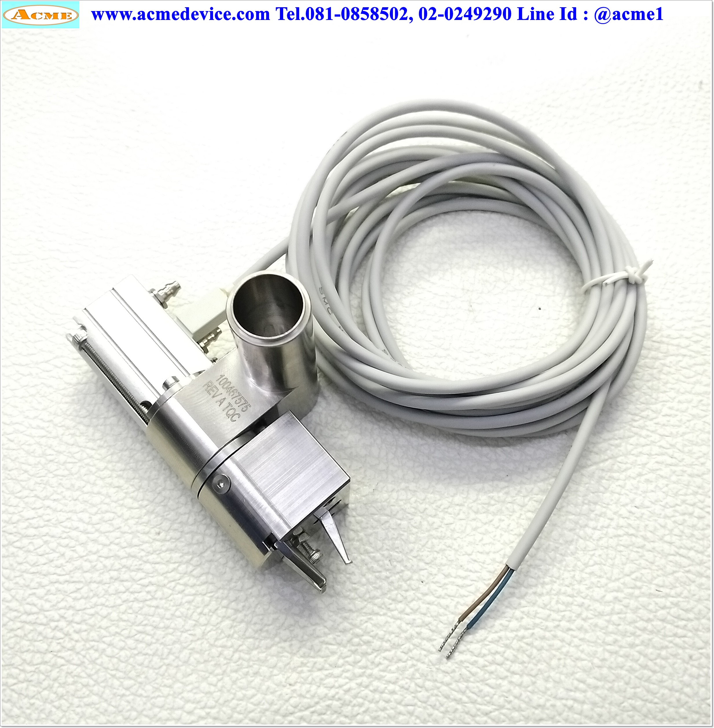 Gripper Air Cylinder SMC รุ่น 100467575, D-F8B