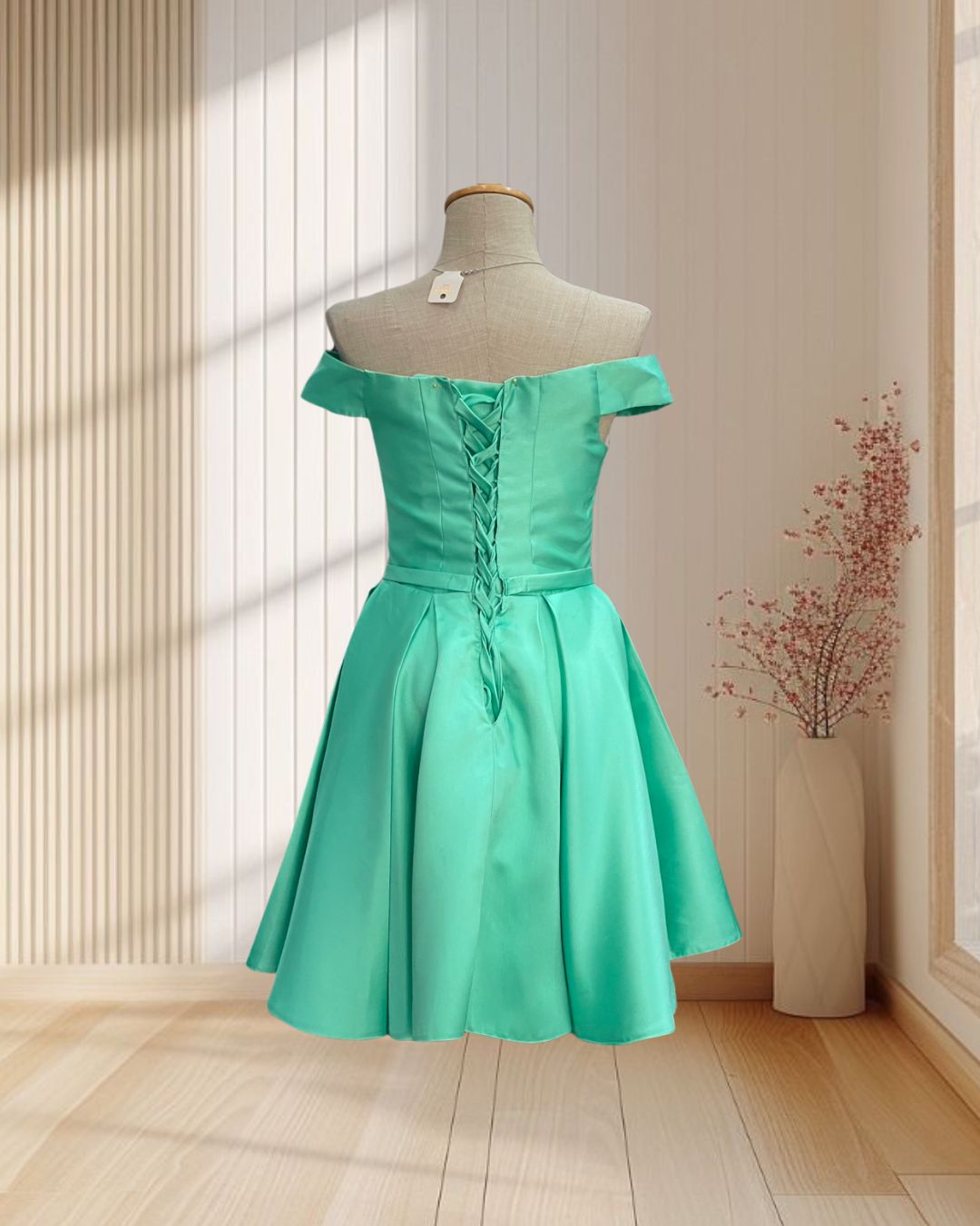 (PRE-LOVED) ราตรีสั้นสีเขียวอมฟ้า ปาดไหล่ กระโปรงบานผ้าหนา สานหลัง ไซส์ S