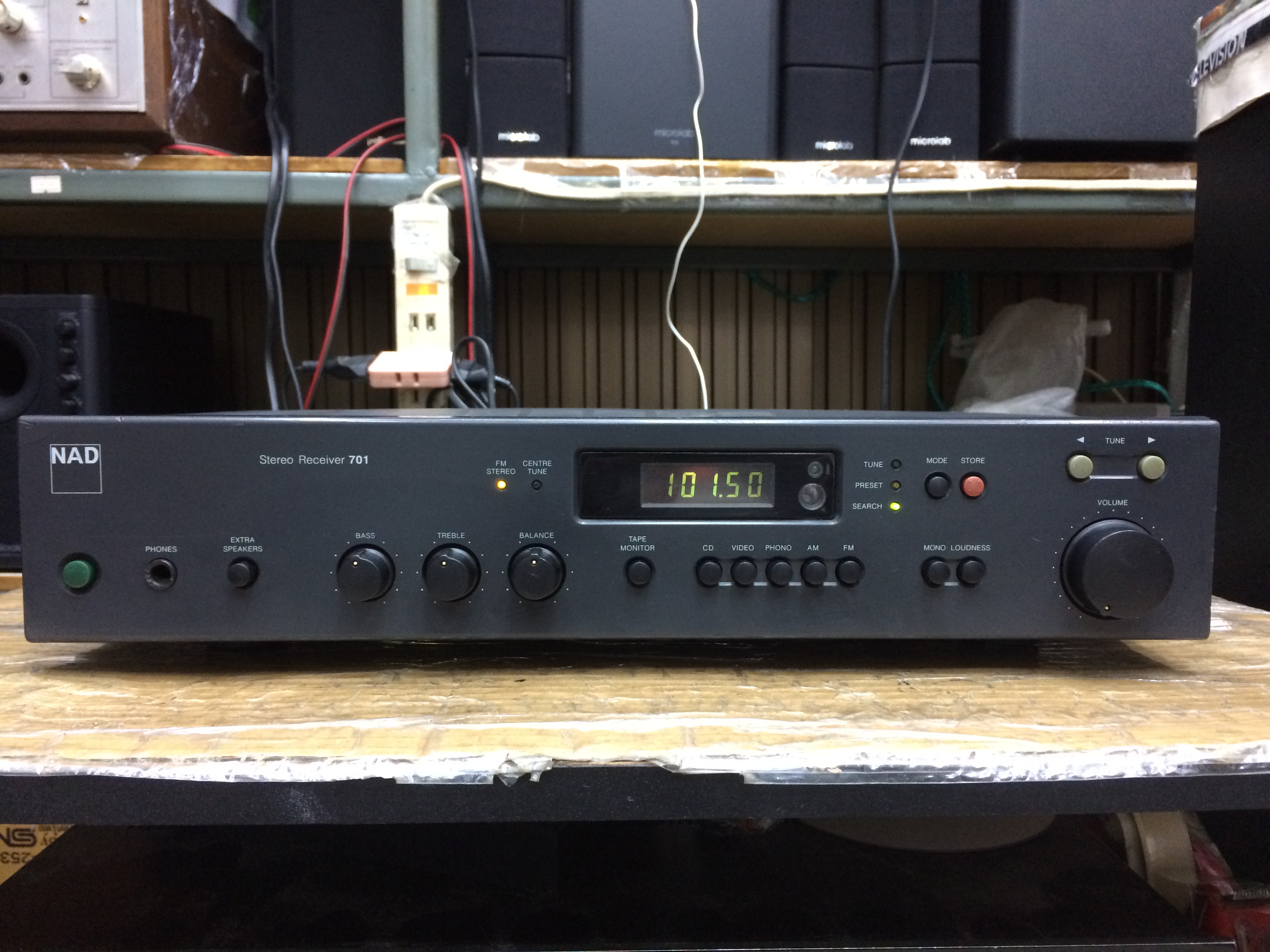 NAD 701 Stereo Receiver
