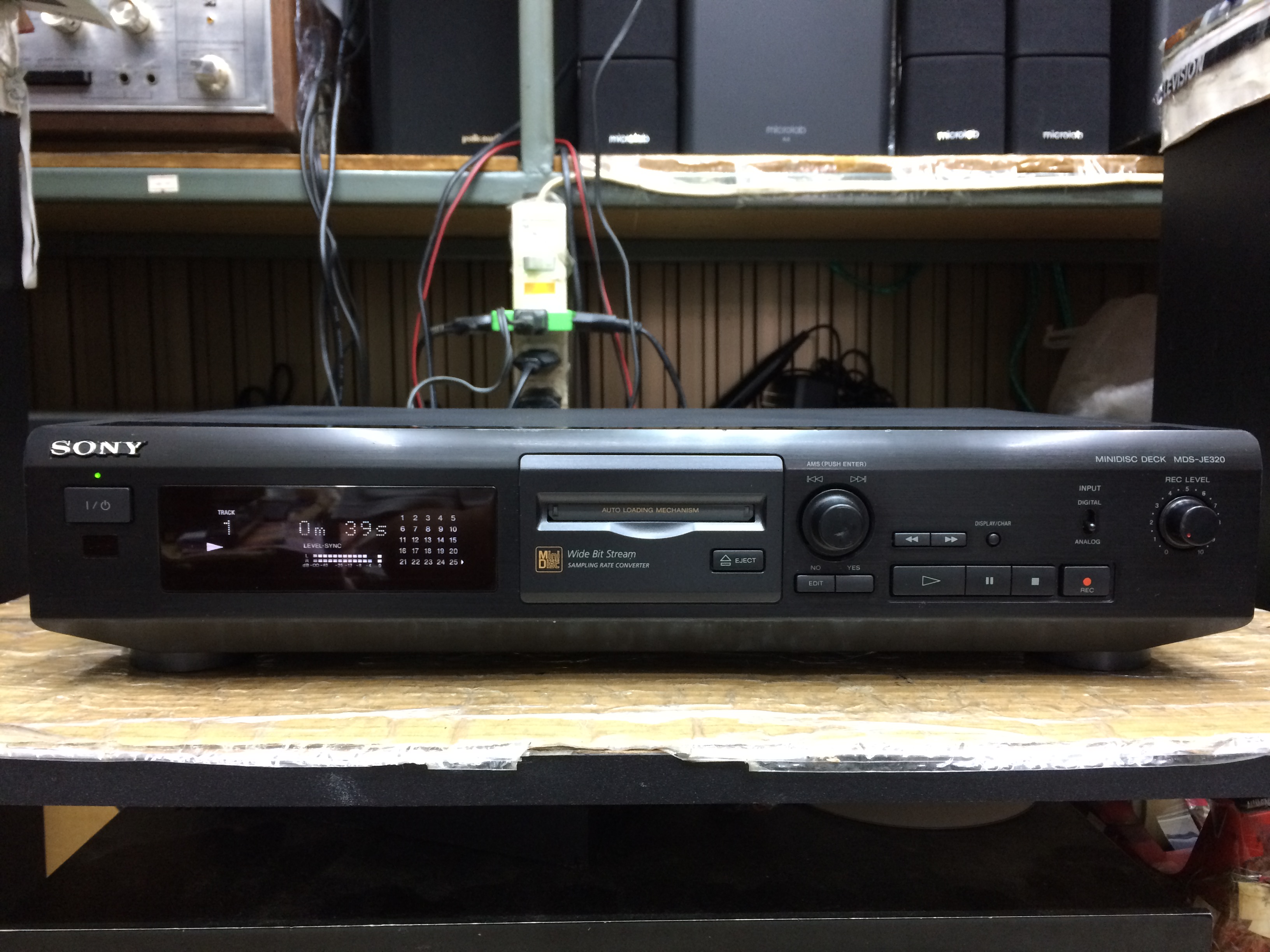 เครื่องเล่น MD Sony MDS-JE320 (เล่นอย่างเดียว อัดไม่ได้)