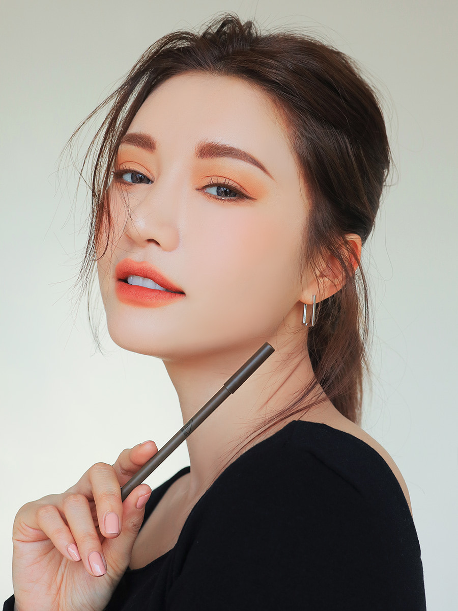 ดินสอเขียนคิ้ว 3CE Super Slim Eyebrow Pencil สีGrey Brown