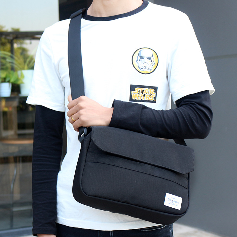 กระเป๋าแมสเซนเจอร์ กระเป๋าสะพายข้าง end&start black compact สวมใส่