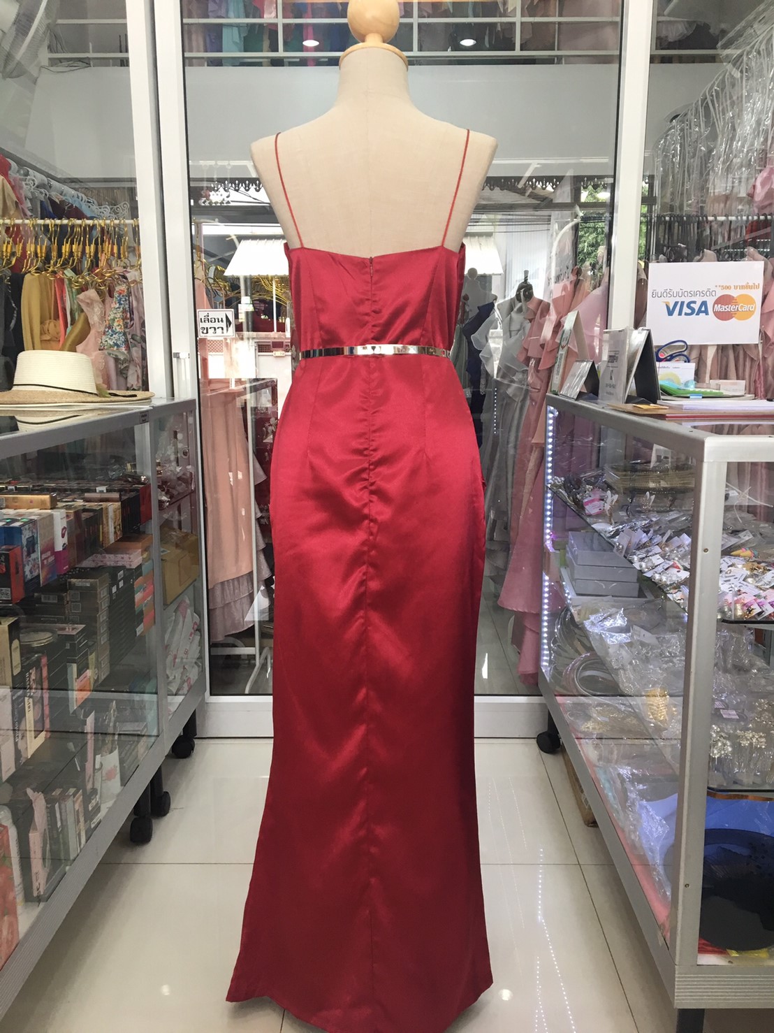 (PRE-LOVED) ราตรียาวสีแดงสายเดี่ยวอกป้ายจีบเอว (L)