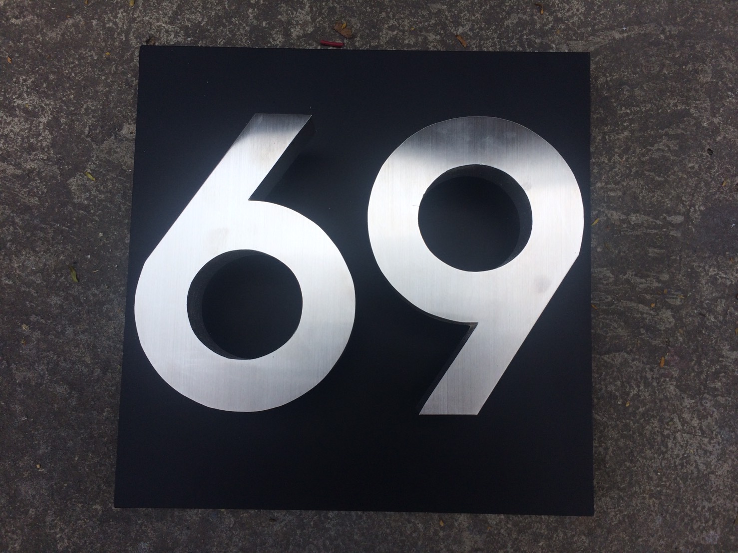 ป้ายบ้านเลขที่ 69 - แสตนเลส