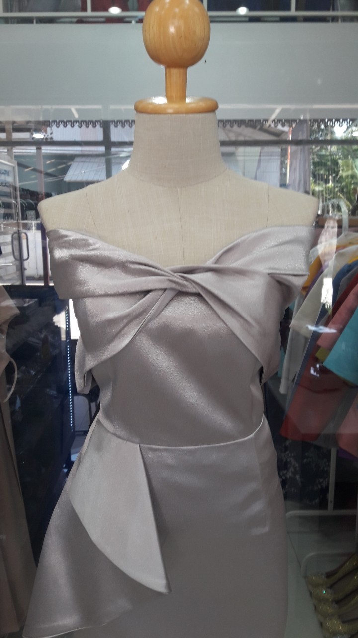 (PRE-LOVED) ยาวเทาปาดไหล่(M) มือ2