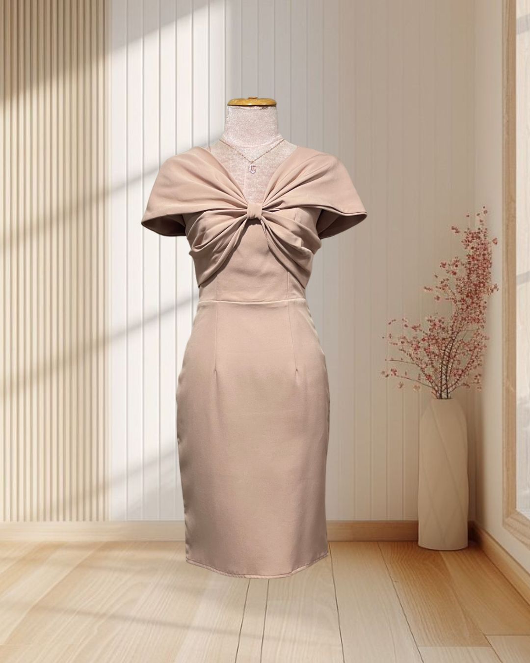 (PRE-LOVED) ราตรีสั้นสีโอวัลตินสายเดี่ยวรวบโบว์2ชั้น อ้อมแขนผ้าบาบี้ ไซส์ S