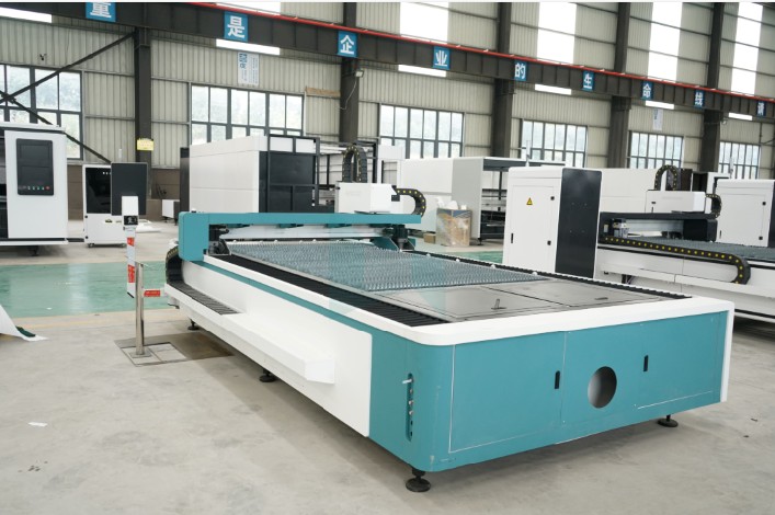 เครื่องตัดเลเซอร์ซีเอ็นซีไฟเบอร์ออฟติกส์ MTFL1530 1000W Fiber Optic CNC Laser cutting