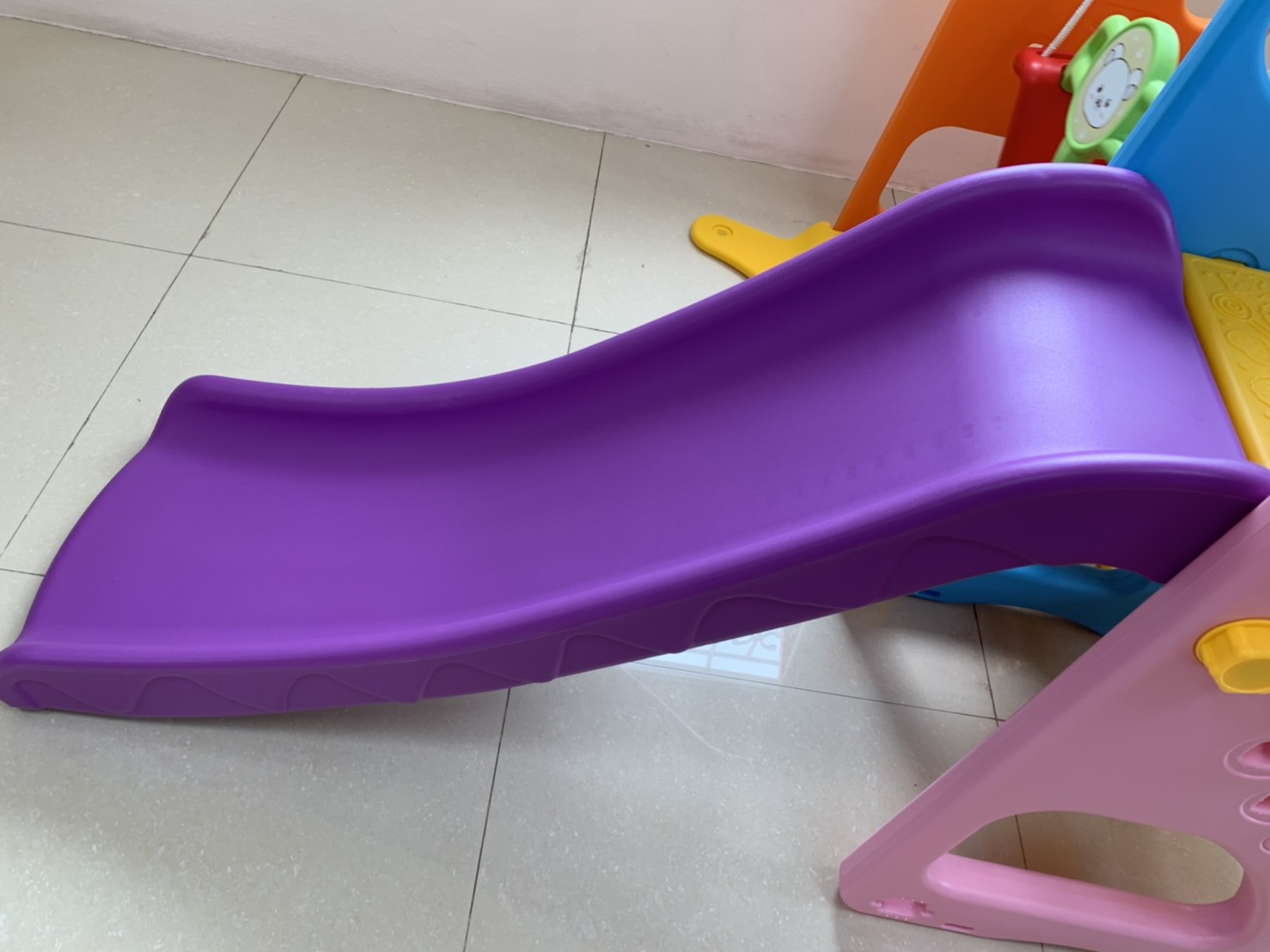 ชิงช้ากระดานลื่น ที่นั่งเป็ดน้อย