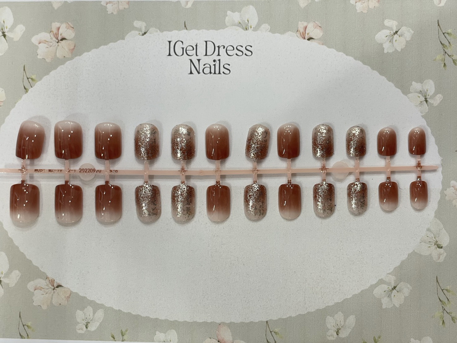 เล็บปลอม