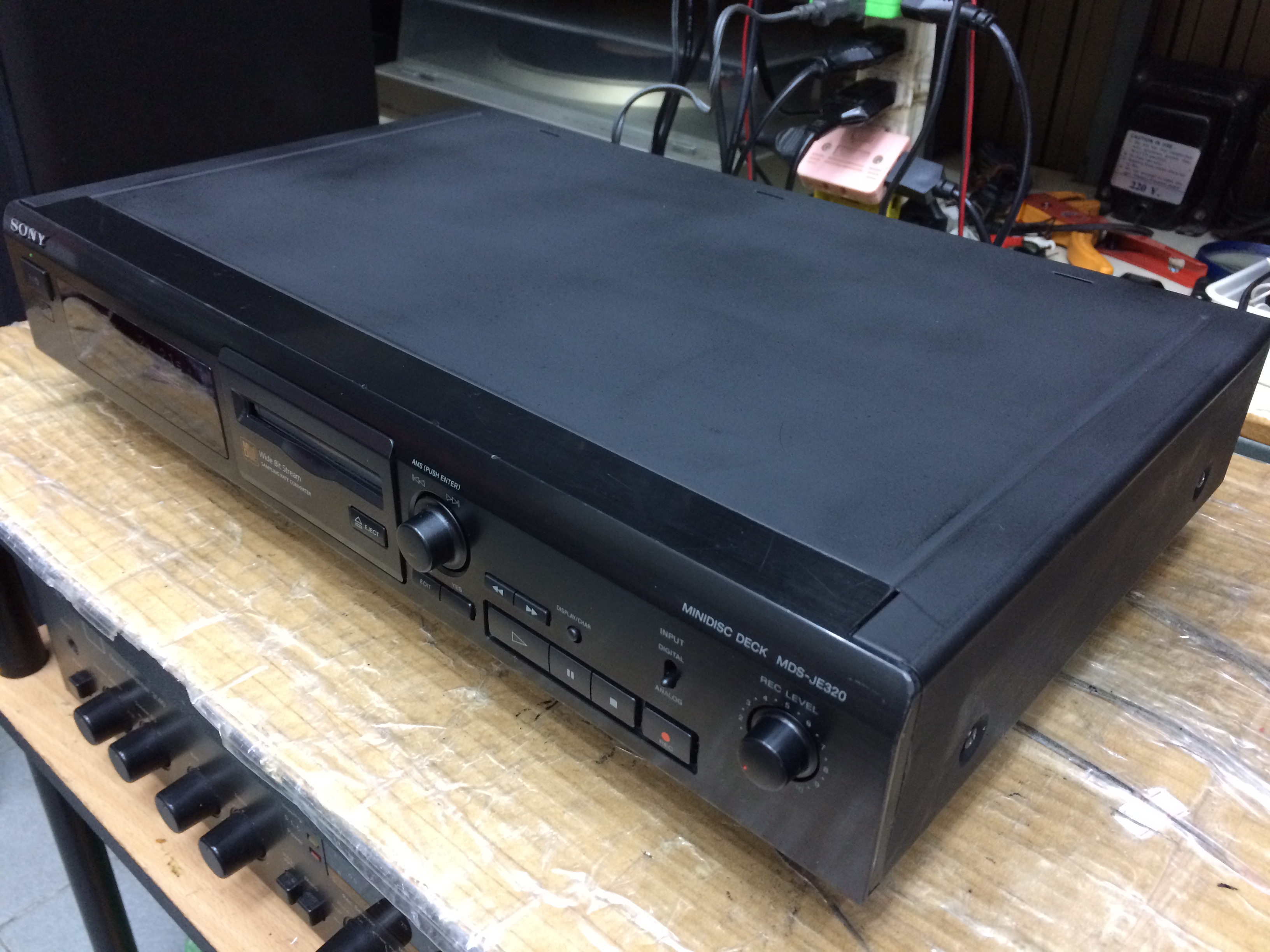 เครื่องเล่น MD Sony MDS-JE320 (เล่นอย่างเดียว อัดไม่ได้)