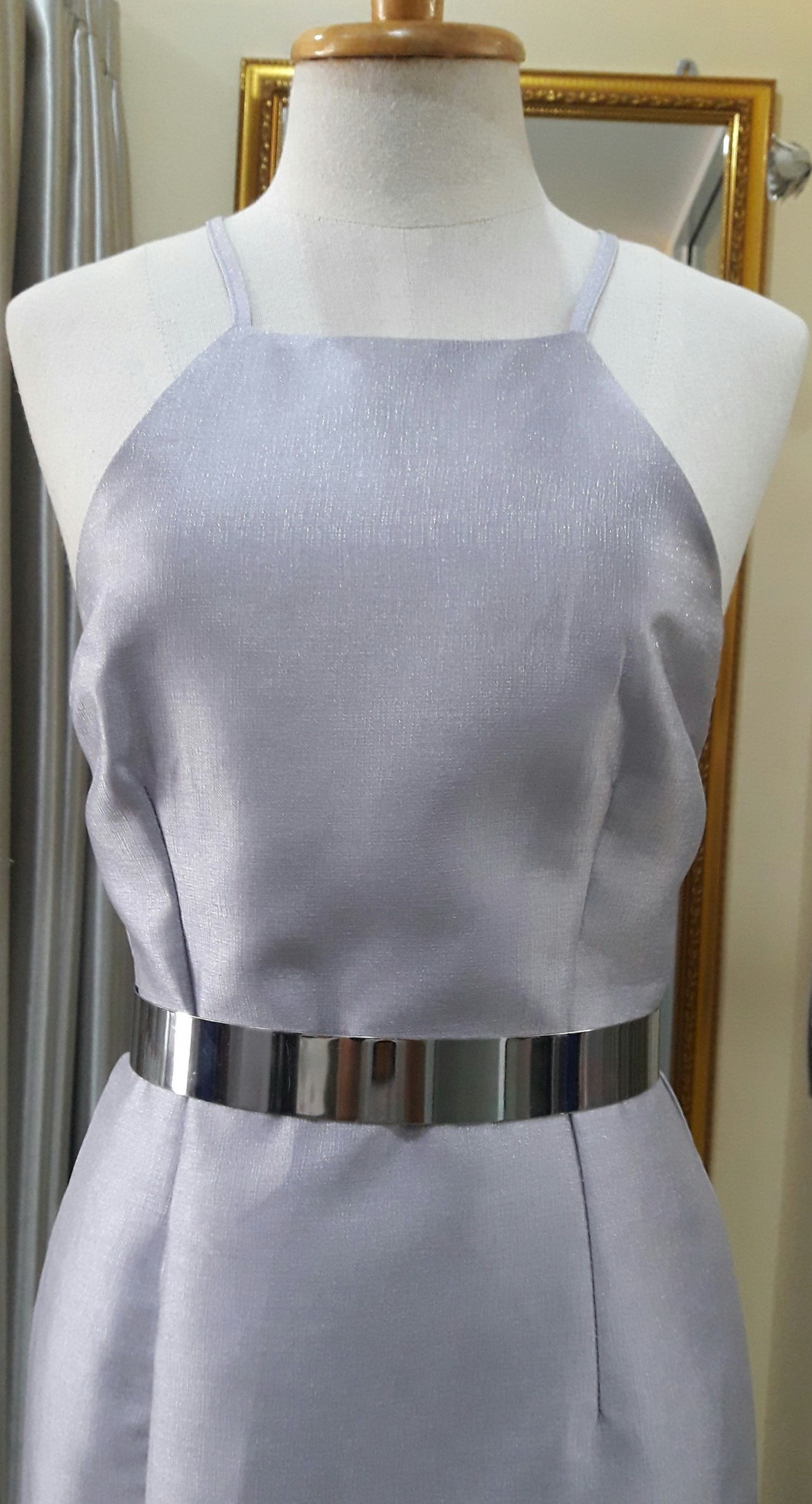 (PRE-LOVED) ชุดราตรียาวMaxiเปิดไหล่สีเทา (S)