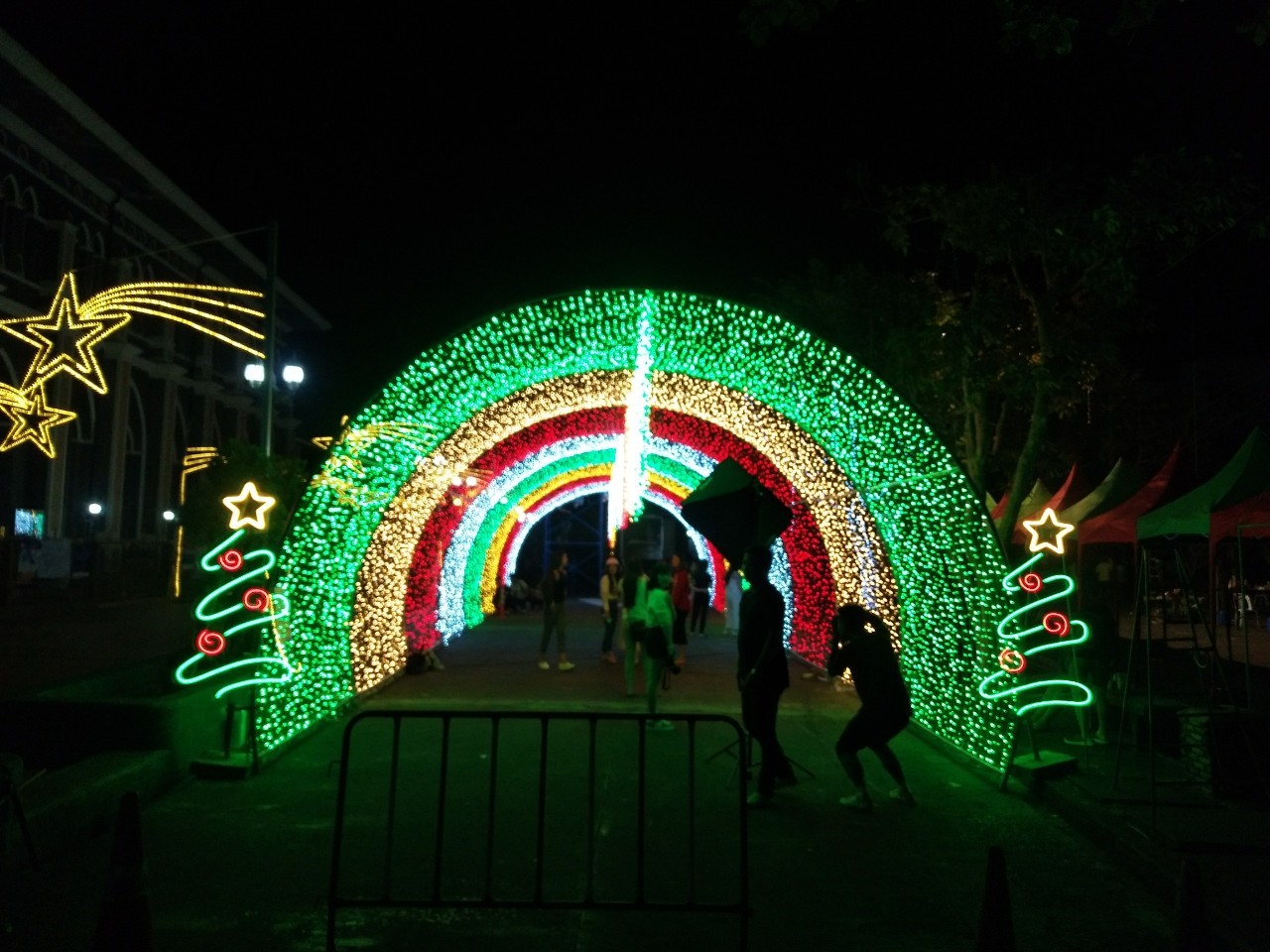 ป้ายซุ้มไฟคริสต์มาส - Chanthaburi Miracle Christmas Festival of Lights 2019