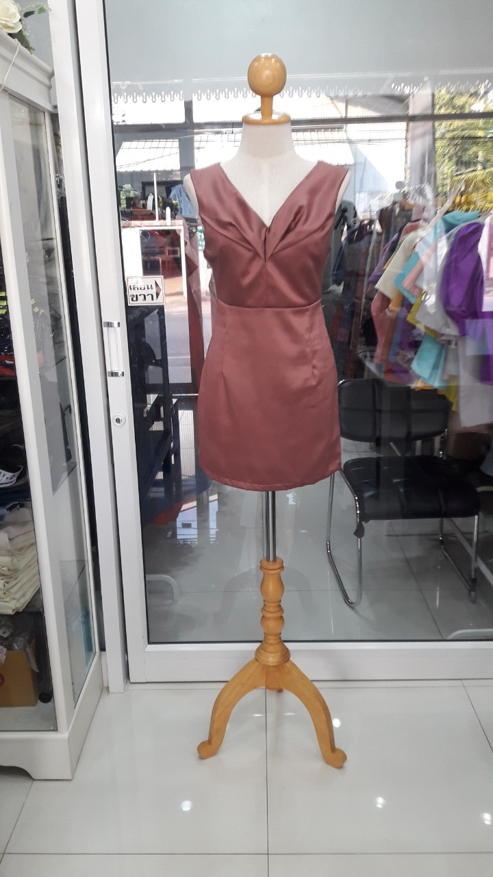 เดรสสีน้ำตาลสั้นแขนกุด (M)