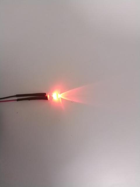 หลอด LED ขนาด 5 ม.ม. แสงสีรุ้ง