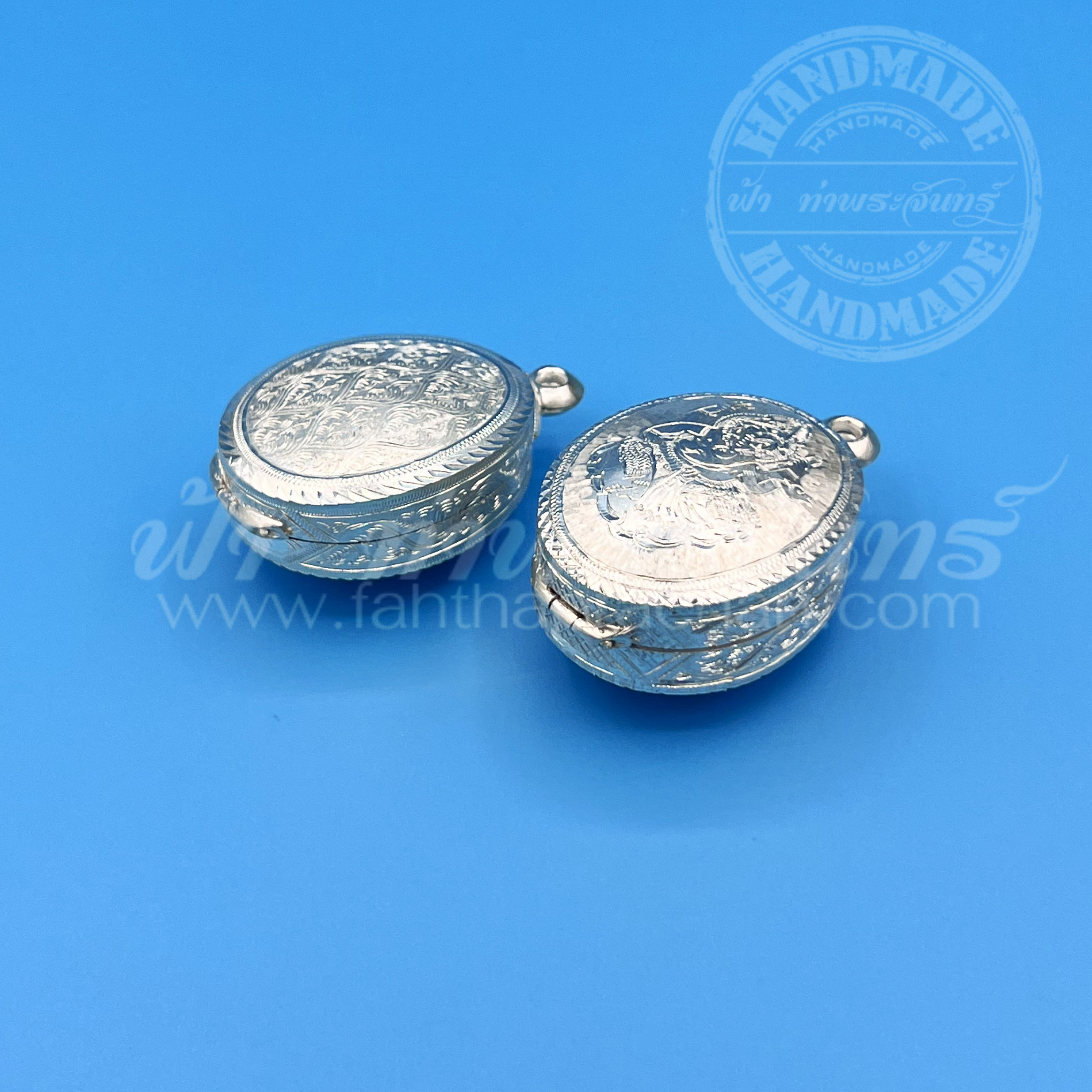 ตลับเบี้ยแก้ ปิดหลัง เงินแกะลาย 92.5%