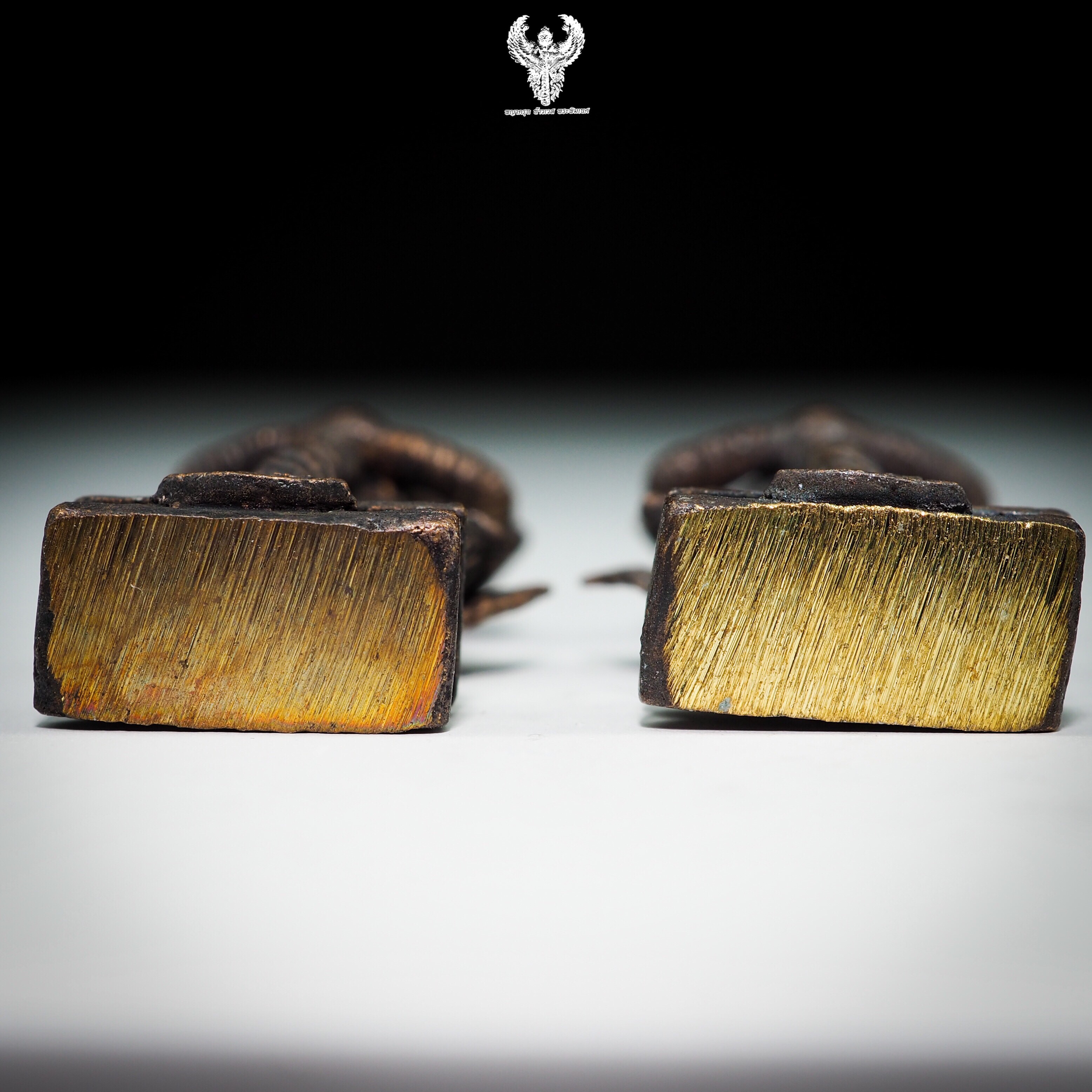 ท้าวเวสสุวรรณ "รุ่นแรก" พ่อท่านตุด จนฺทวโส ที่พักสงฆ์ สุสานหารคอกช้างจ.สงขลา ปี๒๕๕๕ เนื้อทองระฆังผิวโบราณ