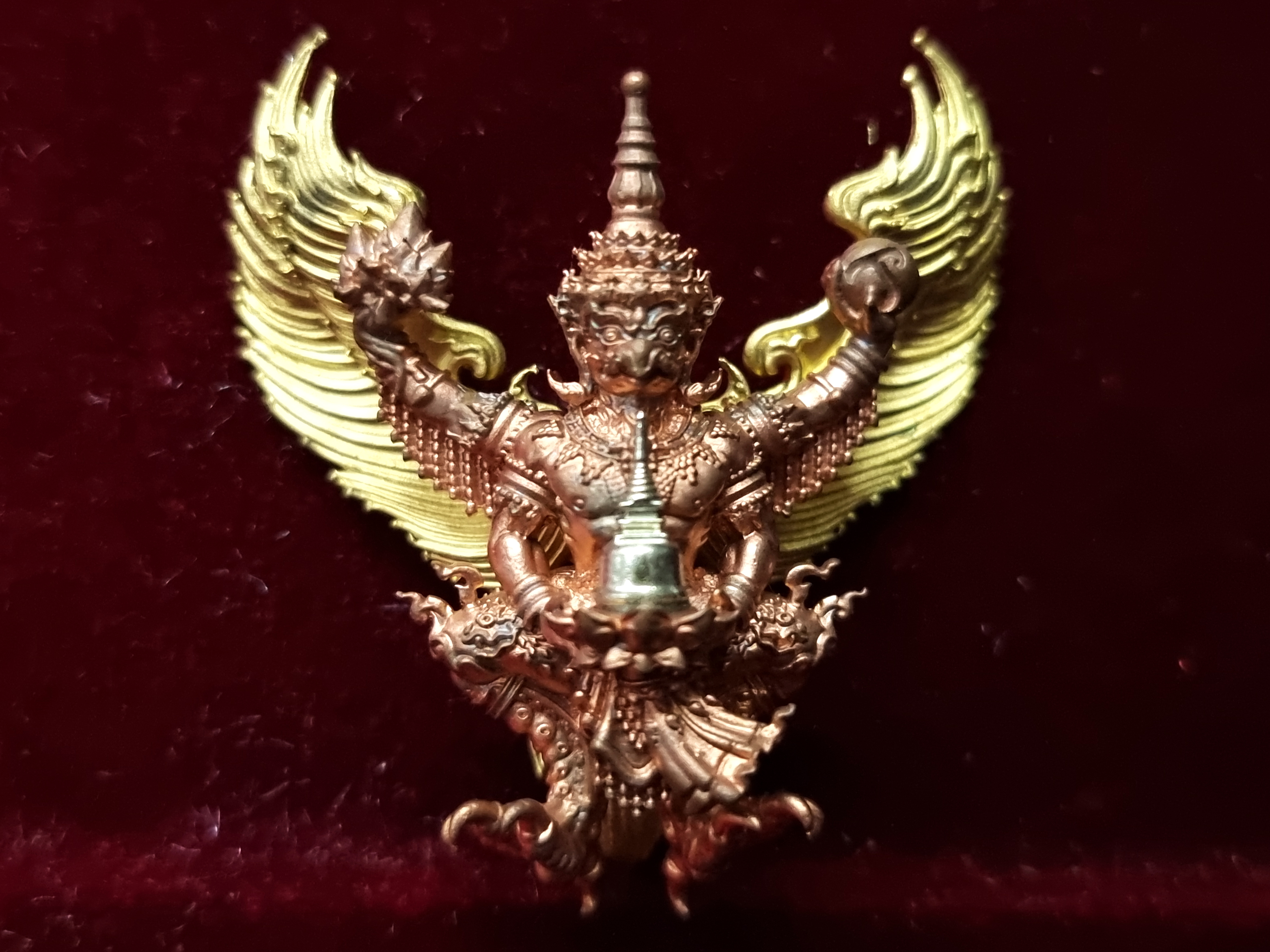 พญาครุฑ เสาร์ 5 เงินไหลมา วัดมหาธาตุ นครศรีฯ ทองแดง ปีกทองลำอู่ พระธาตุขาว โค๊ด ๓๓