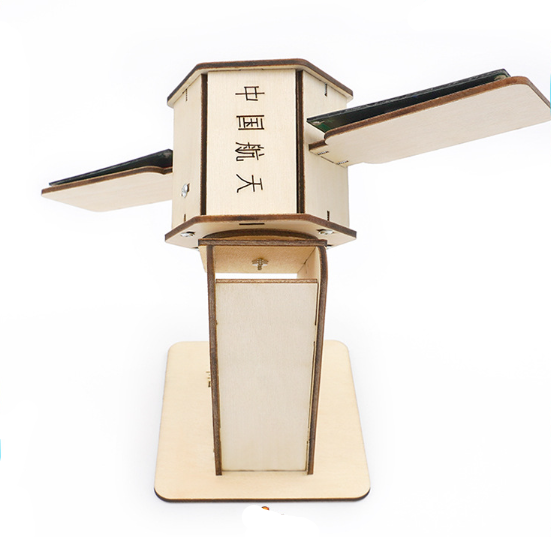 โมเดลดาวเทียมพลังแสงอาทิตย์