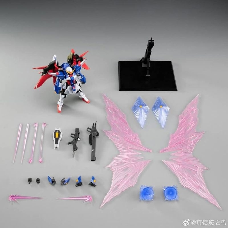 1/144 DESTINY METAL ROBOT SPIRIT Ver + WING of LIGHTS ถ้ารวมปีกแสงจะสูง 40 cm. ข้อต่อโลหะ Made in China (กล่องมีรอยยับฉีกขาดเนื่องจากขนส่ง สินค้าด้านในสมบูรณ์ค่ะ)