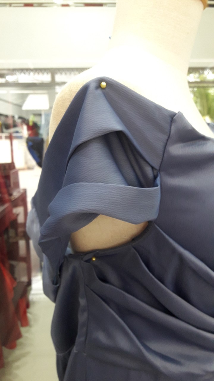 (PRE-LOVED) ราตรียาวสีฟ้าอมเทา ปาดไหล่ จีบอก ไซส์ 2XL