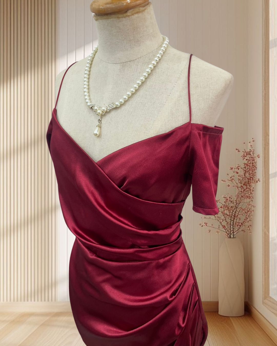 (PRE-LOVED) ยาวแดงมีแขน (S)