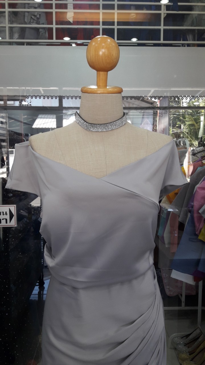 (PRE-LOVED) ยาวเทาปาดไหล่ (XL) มือ2