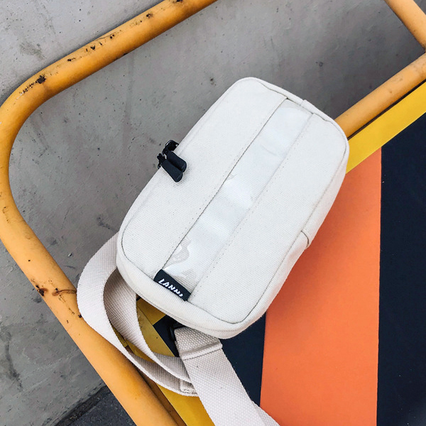 กระเป๋าคาดอก กระเป๋าสะพายข้าง lanni | LAN002 white