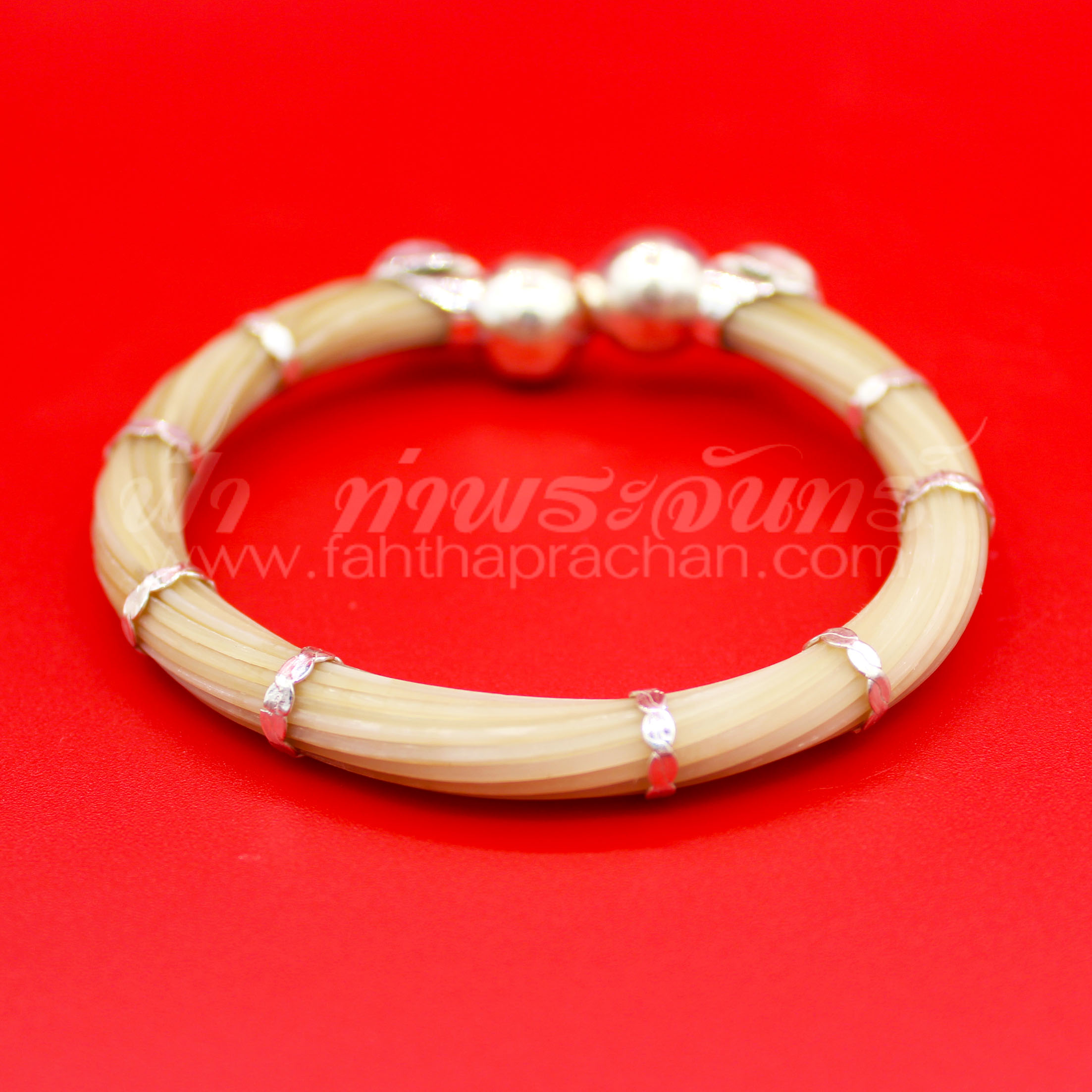 กำไลข้อมือหางช้างหุ้มเงินแท้ 92.5% หัวกลมฝังพลอยมรกต